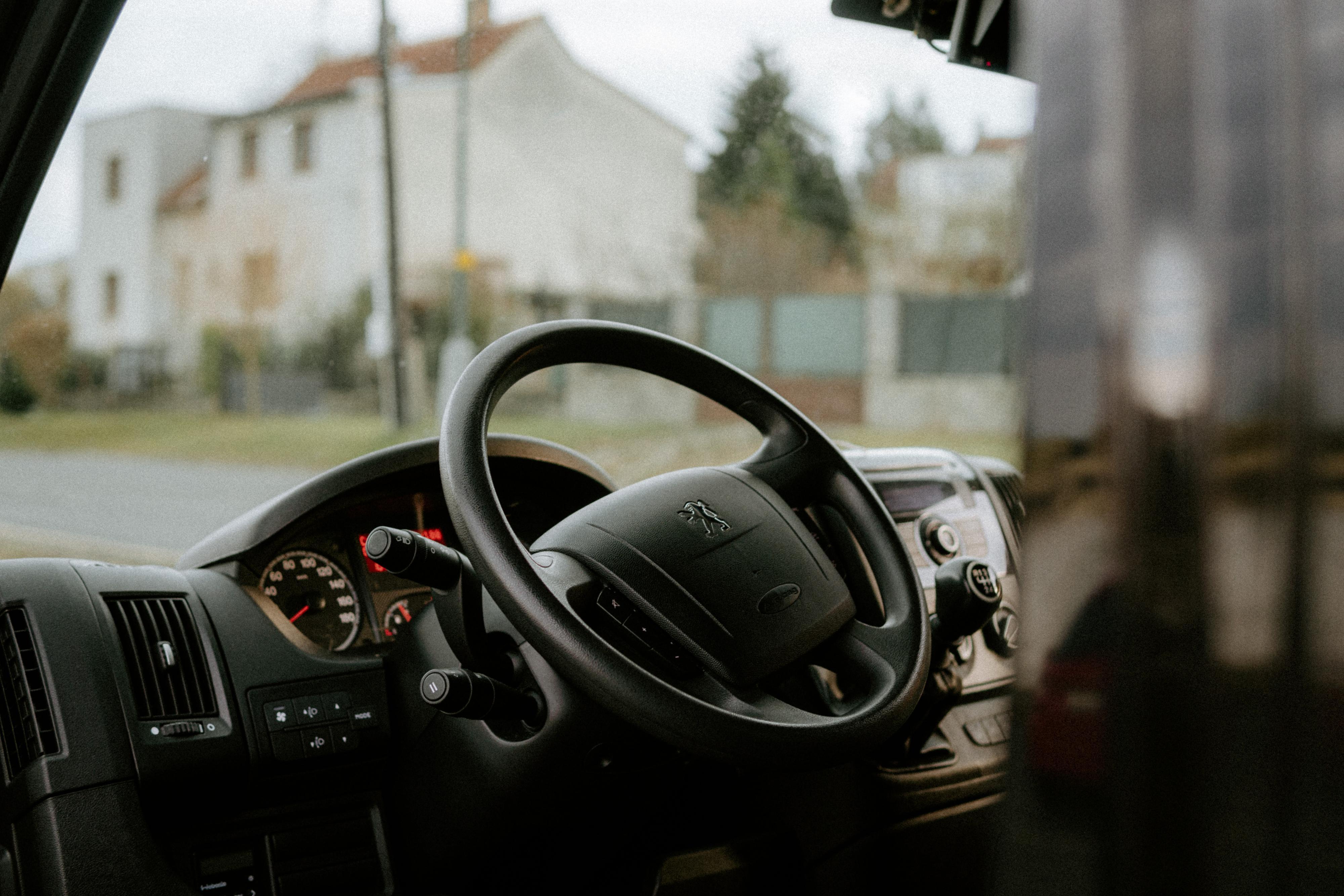 Odtahovka -půjčovna-odtahové služby foto 2