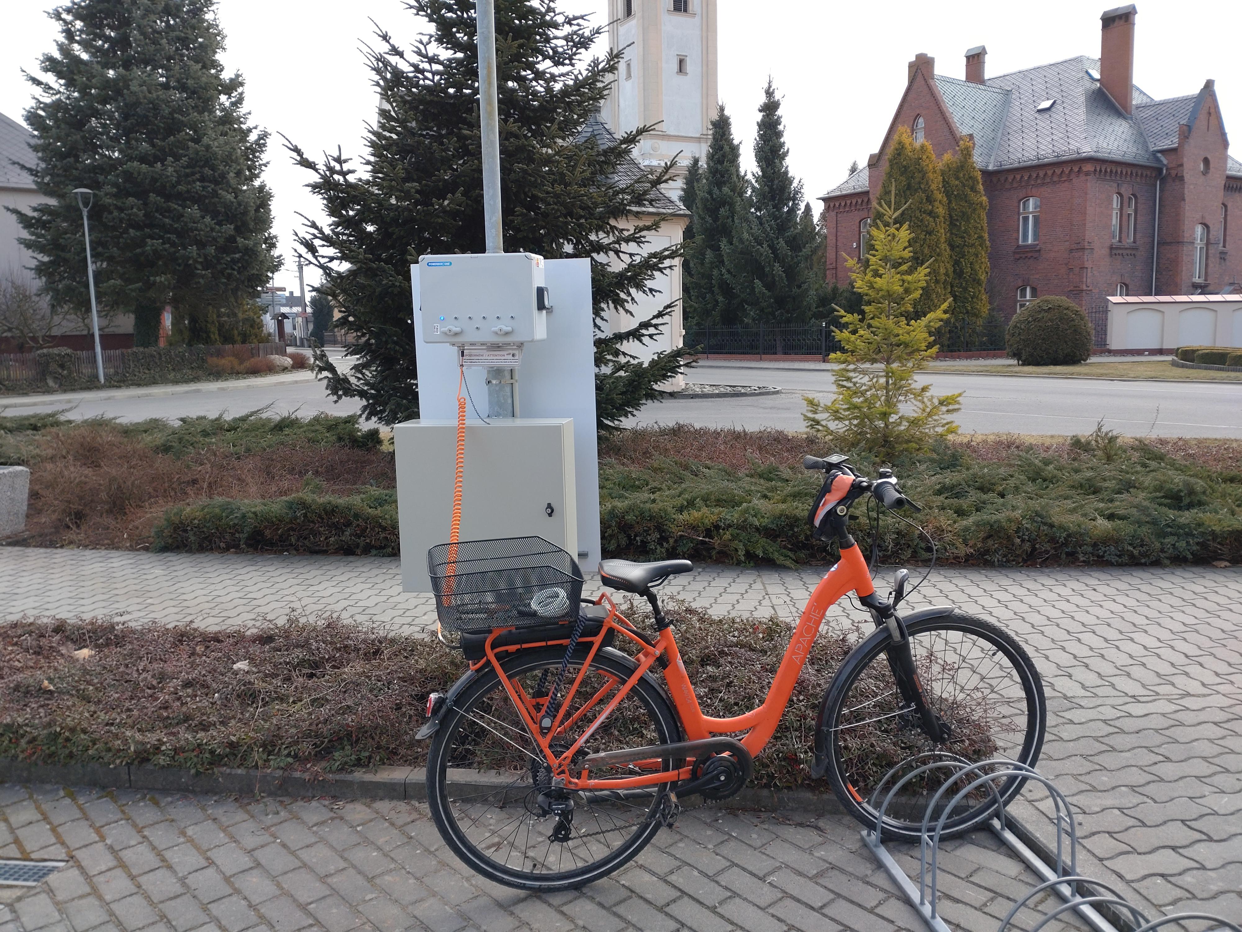 Nabíjecí stanice Obecní úřad Píšť