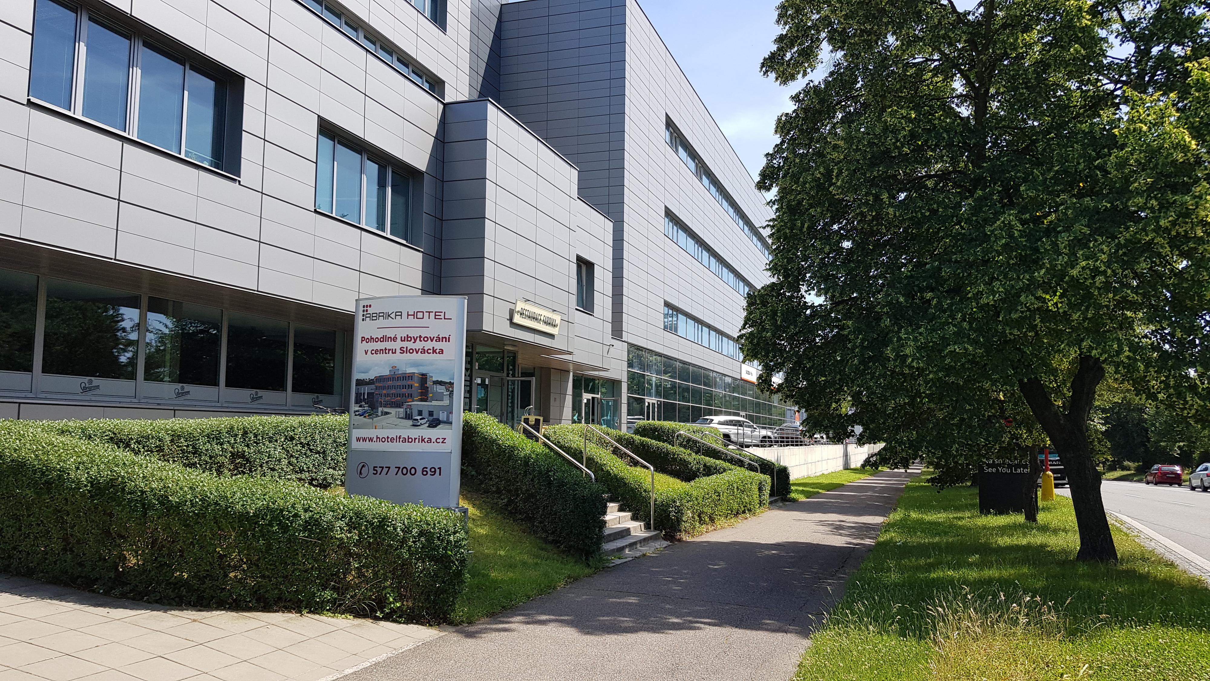 Restaurace a pivnice Fabrika foto 5