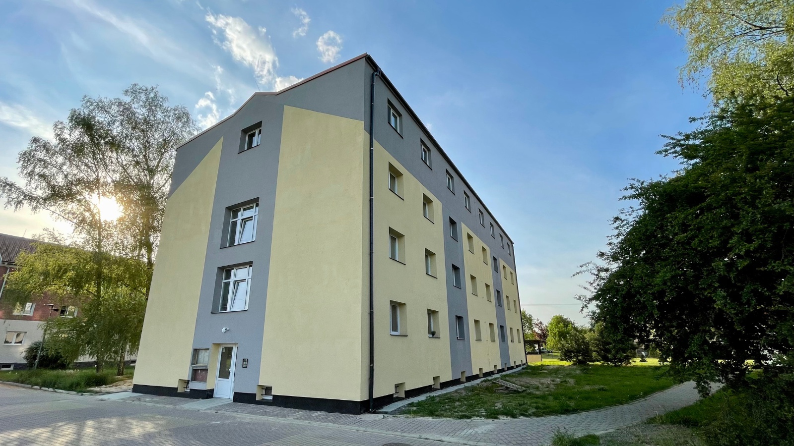 Sebastian Group - Rybitví foto 2