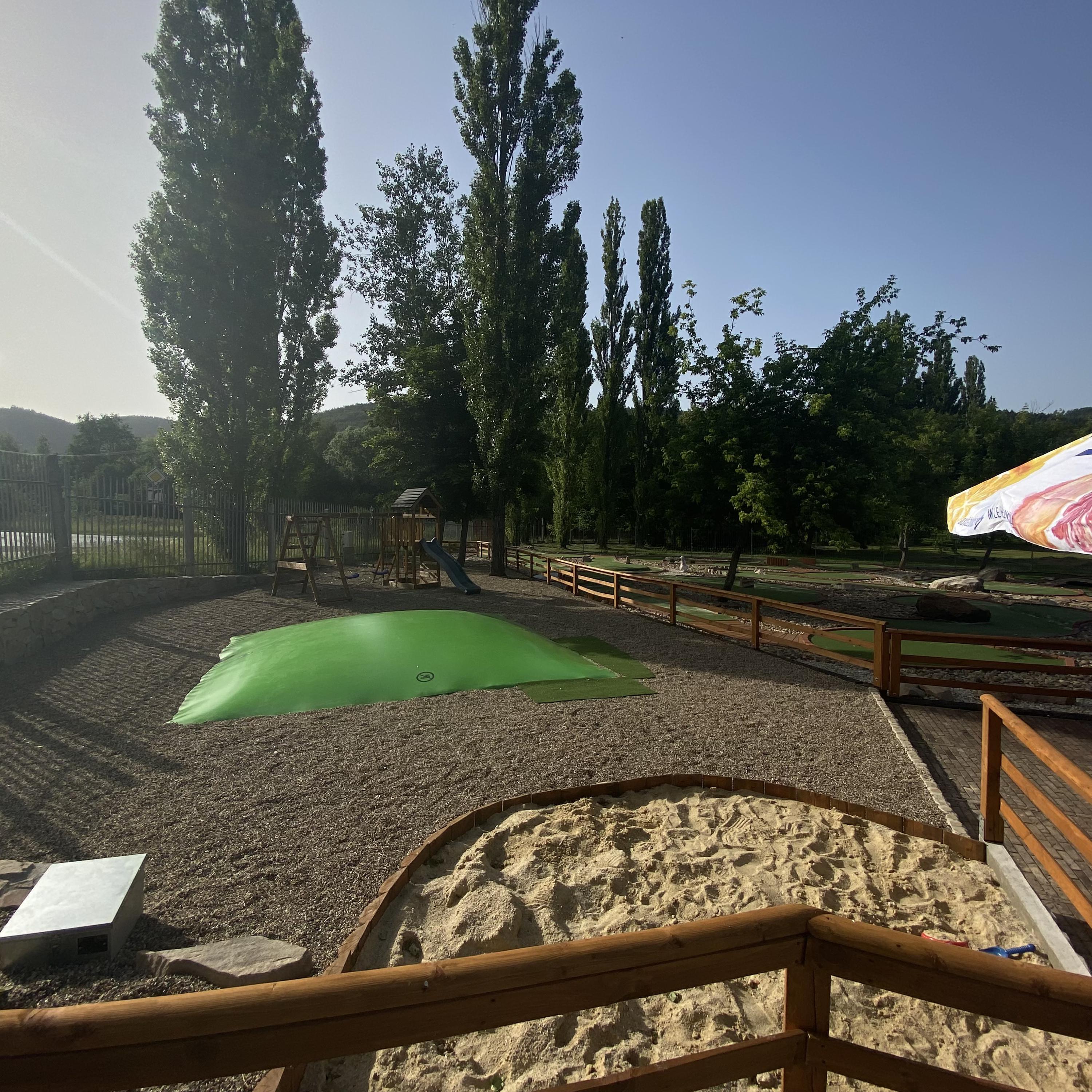 Adventure Golf - Klášterec nad Ohří foto 4