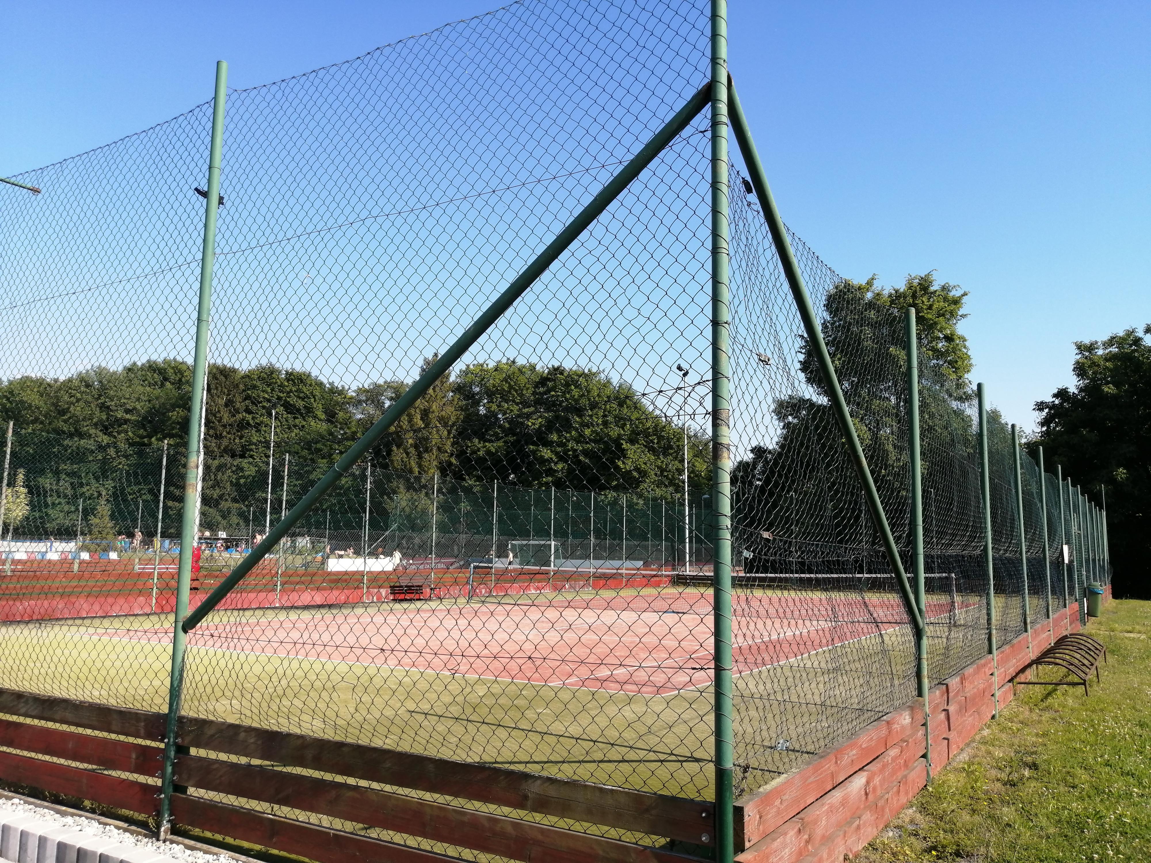 Tenisový kurt Bělkovice - Lašťany