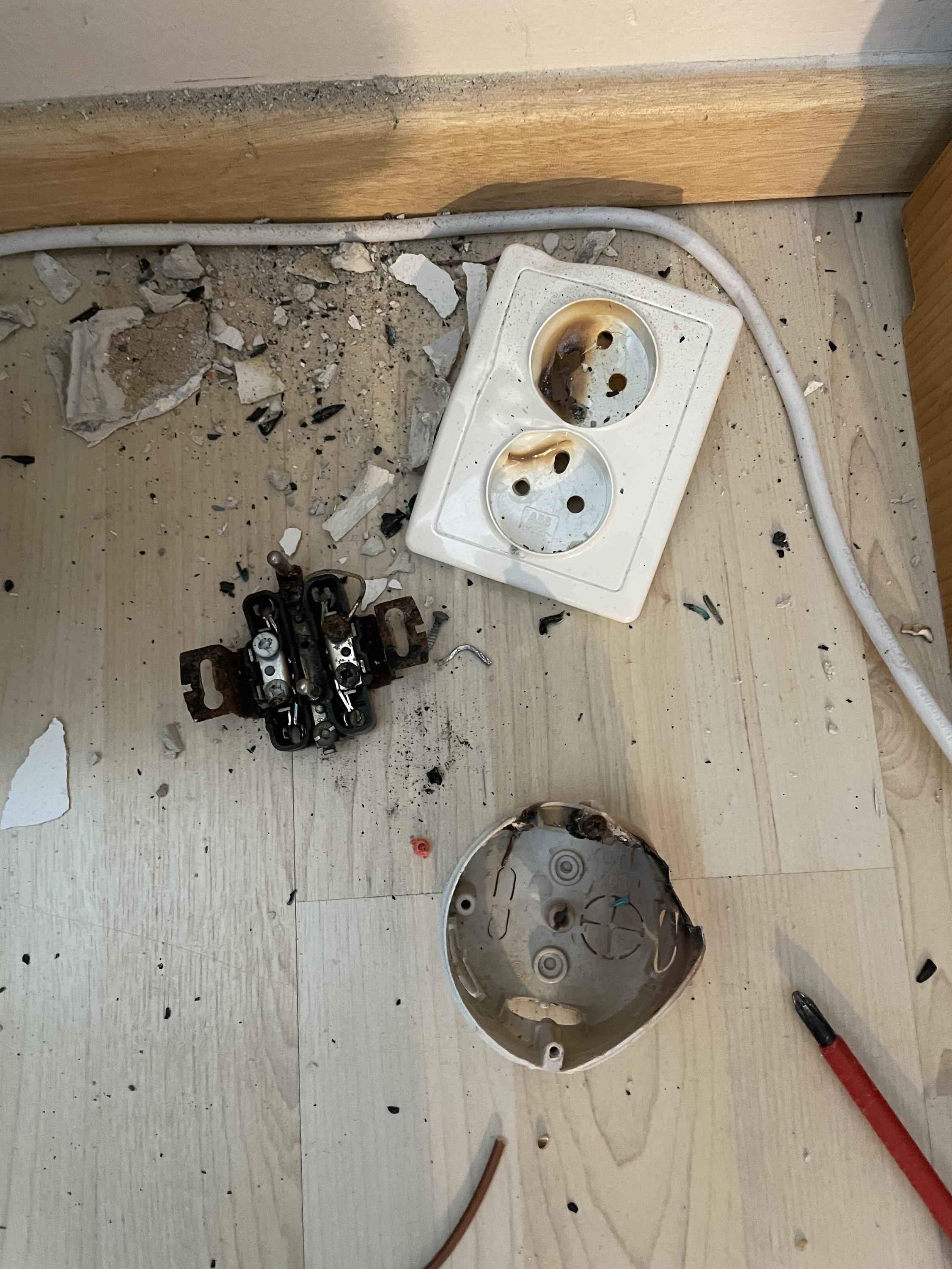 Ing. Martin Veselý - revizní technik / elektrikář foto 5