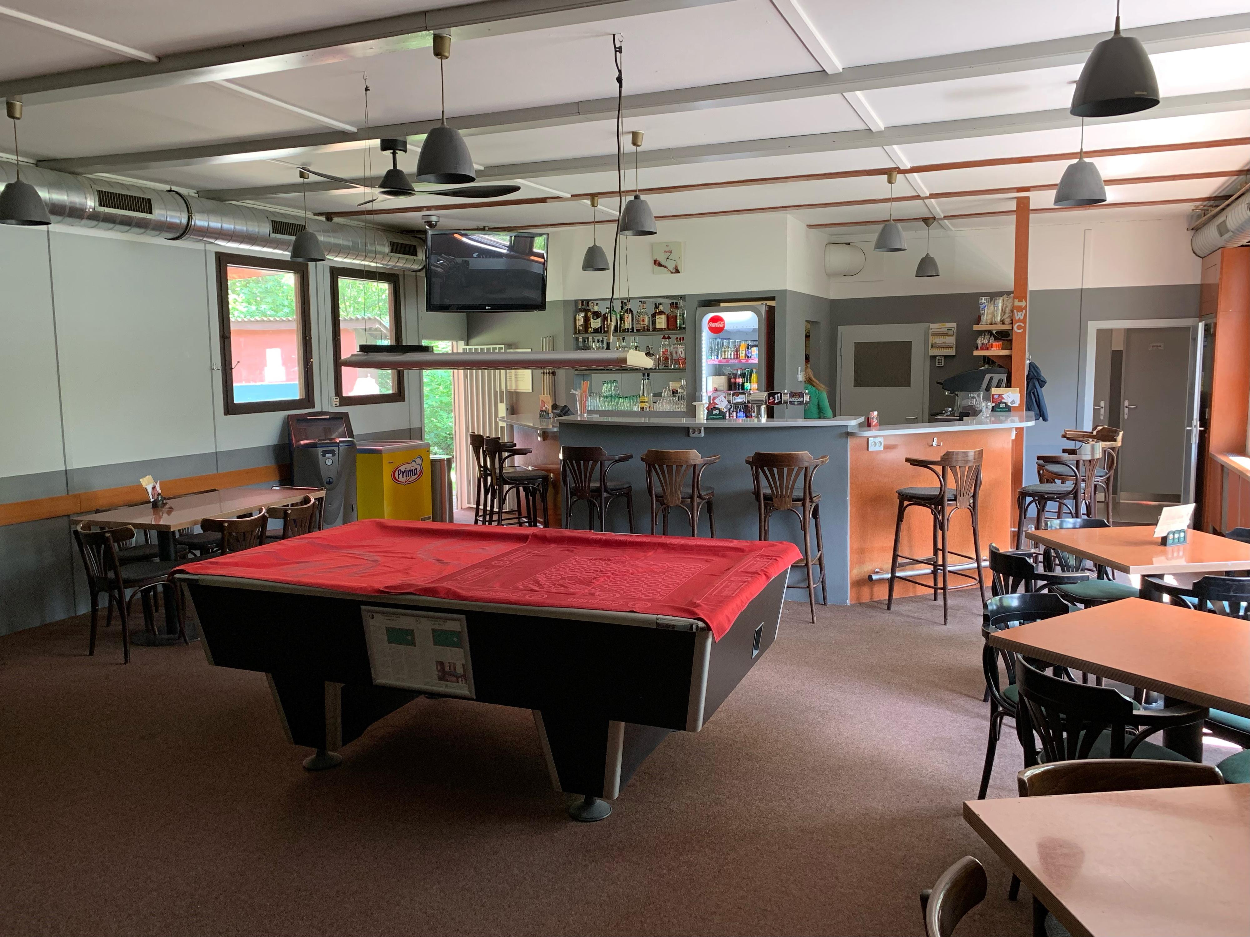 Sport bar Oáza foto 3