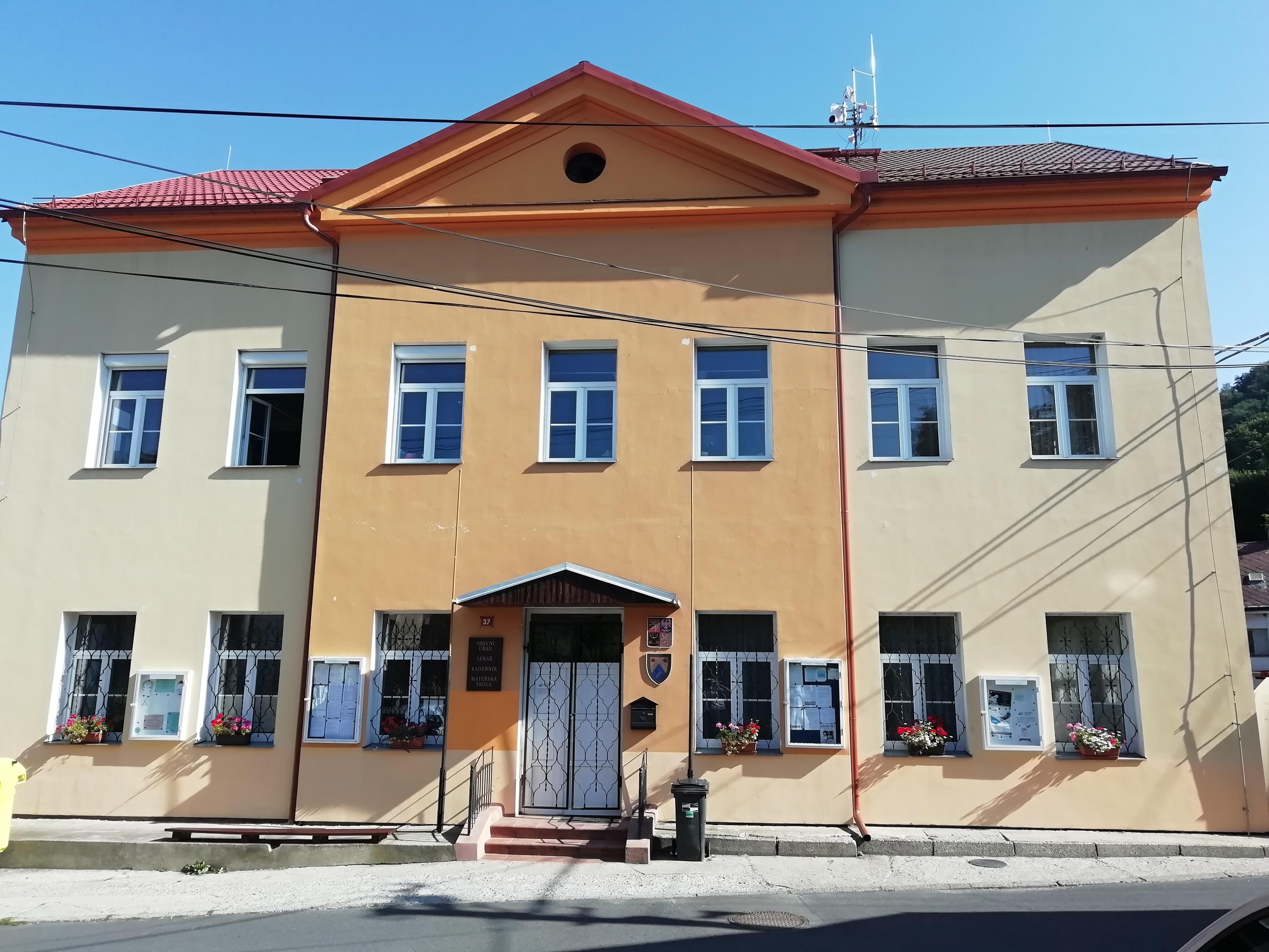 Obecní knihovna Těchlovice