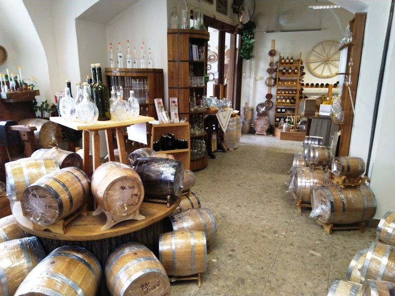 DŘEVĚNÉ SOUDKY Beránek a syn