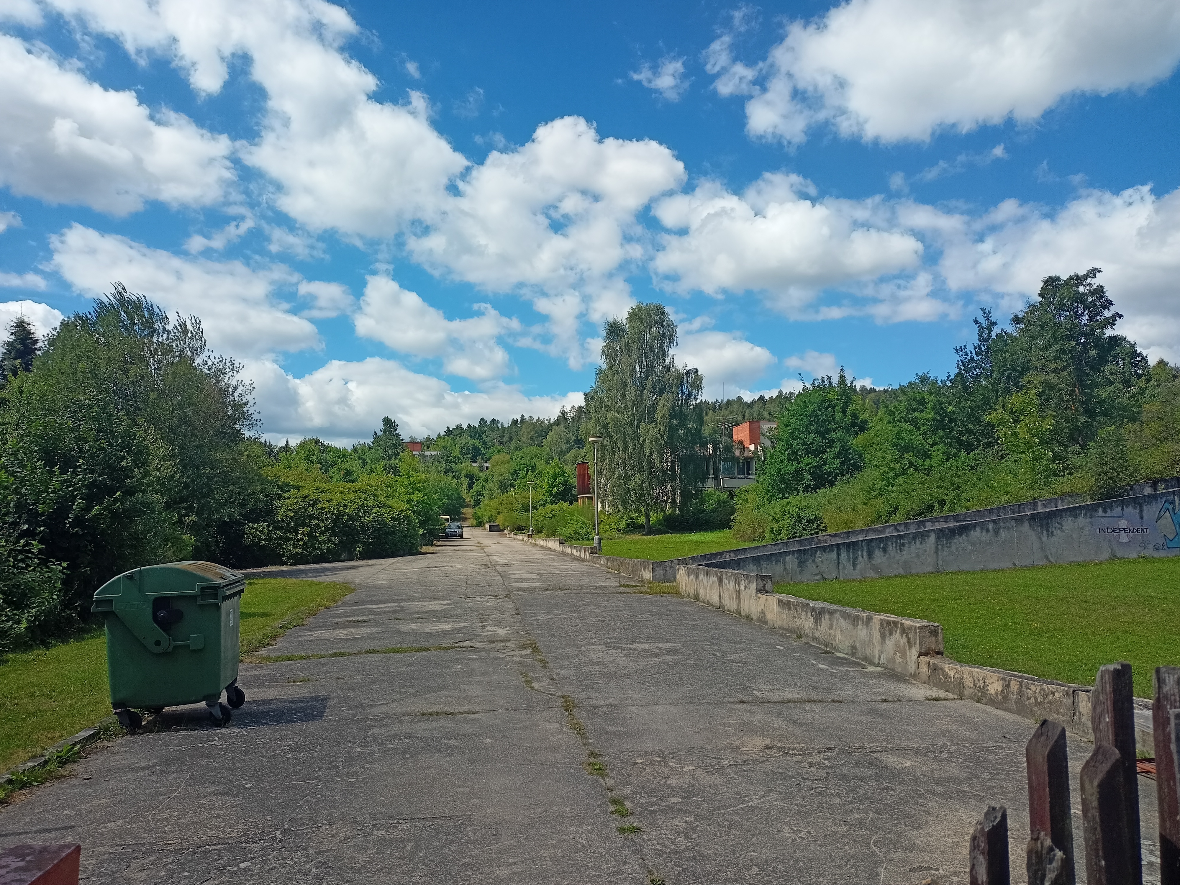 Ubytování Chomutovská 646 foto 2