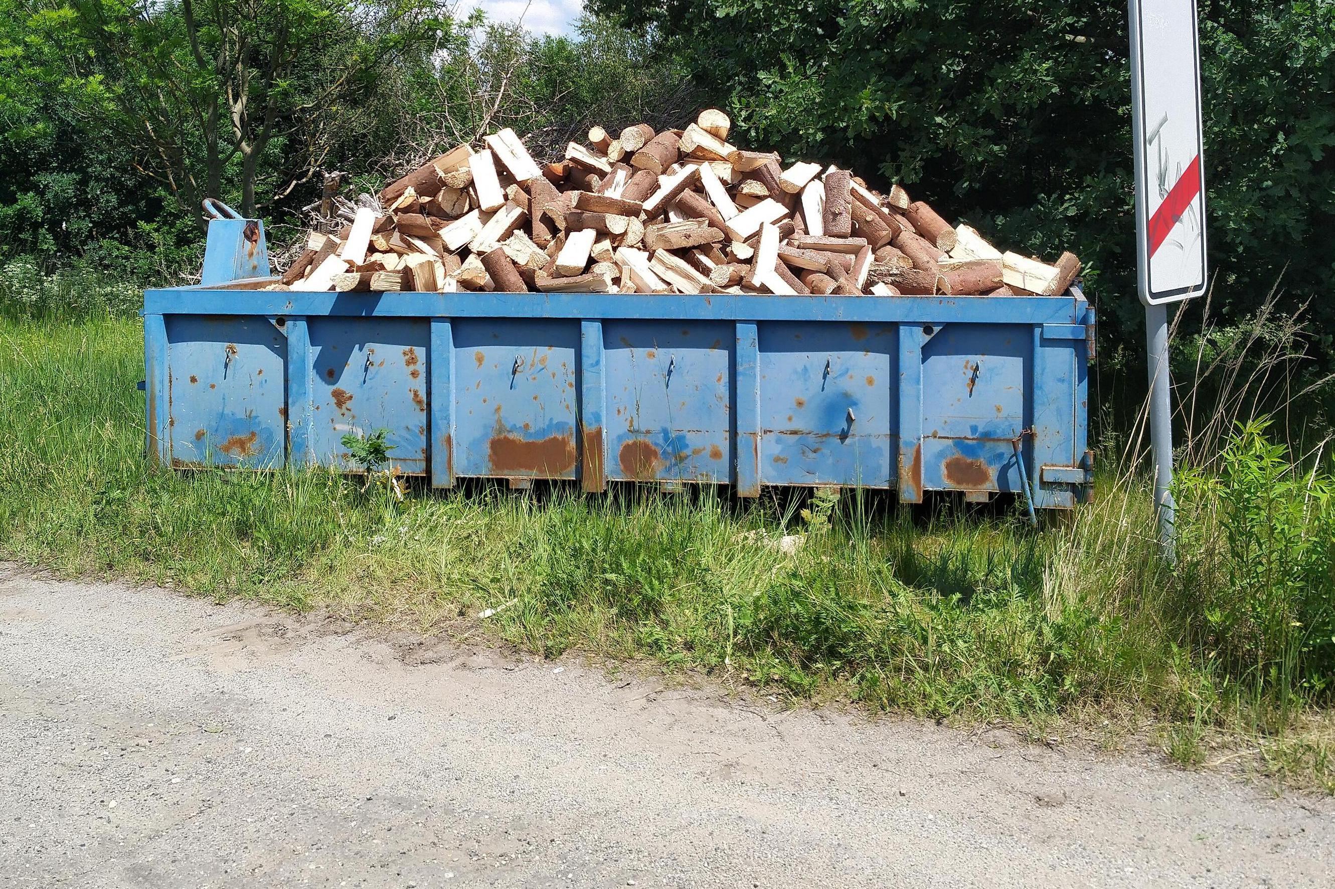Palivové dřevo Mimoň