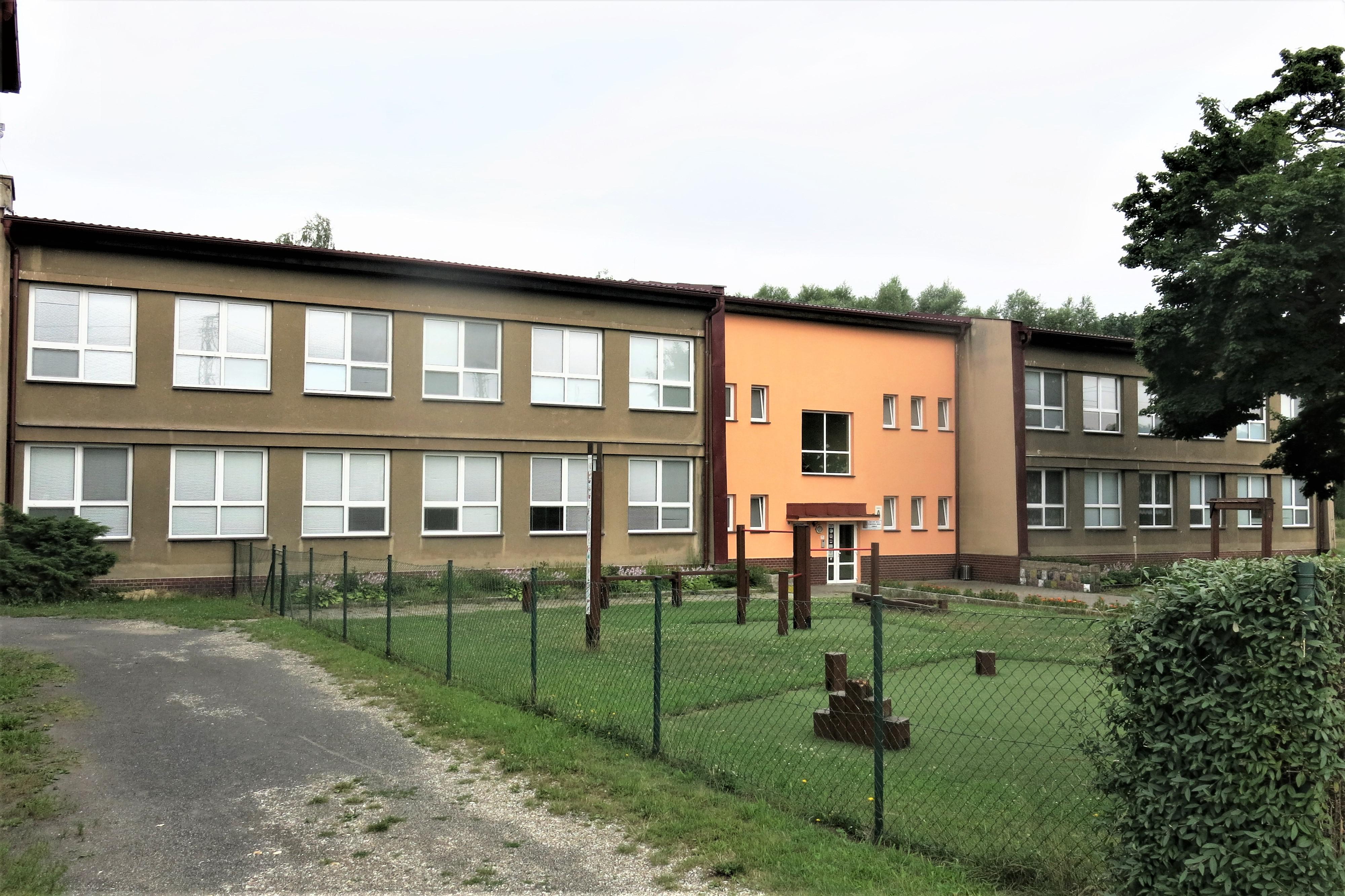 ZŠ a MŠ Višňová