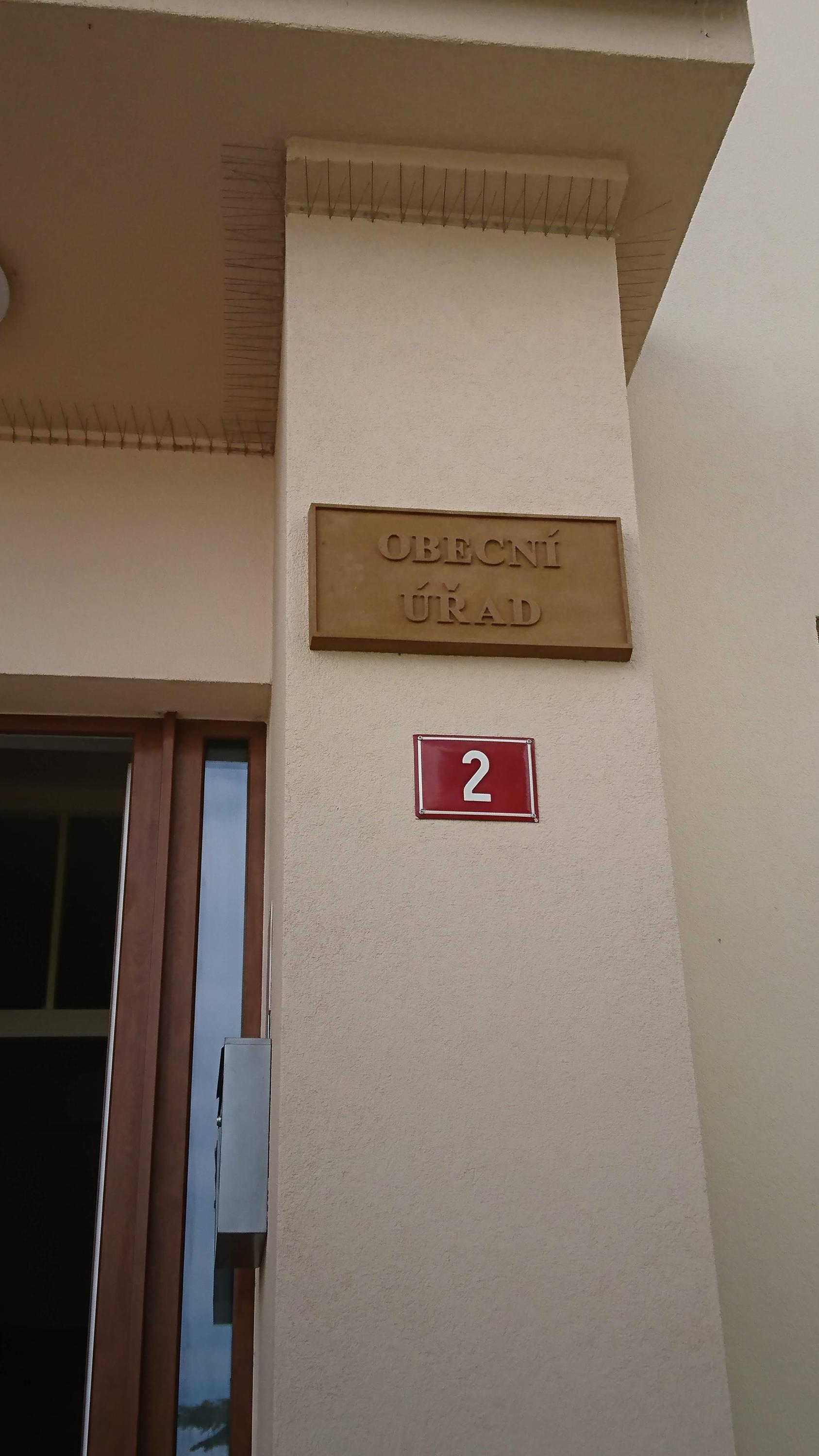 Tetín - obecní úřad foto 4