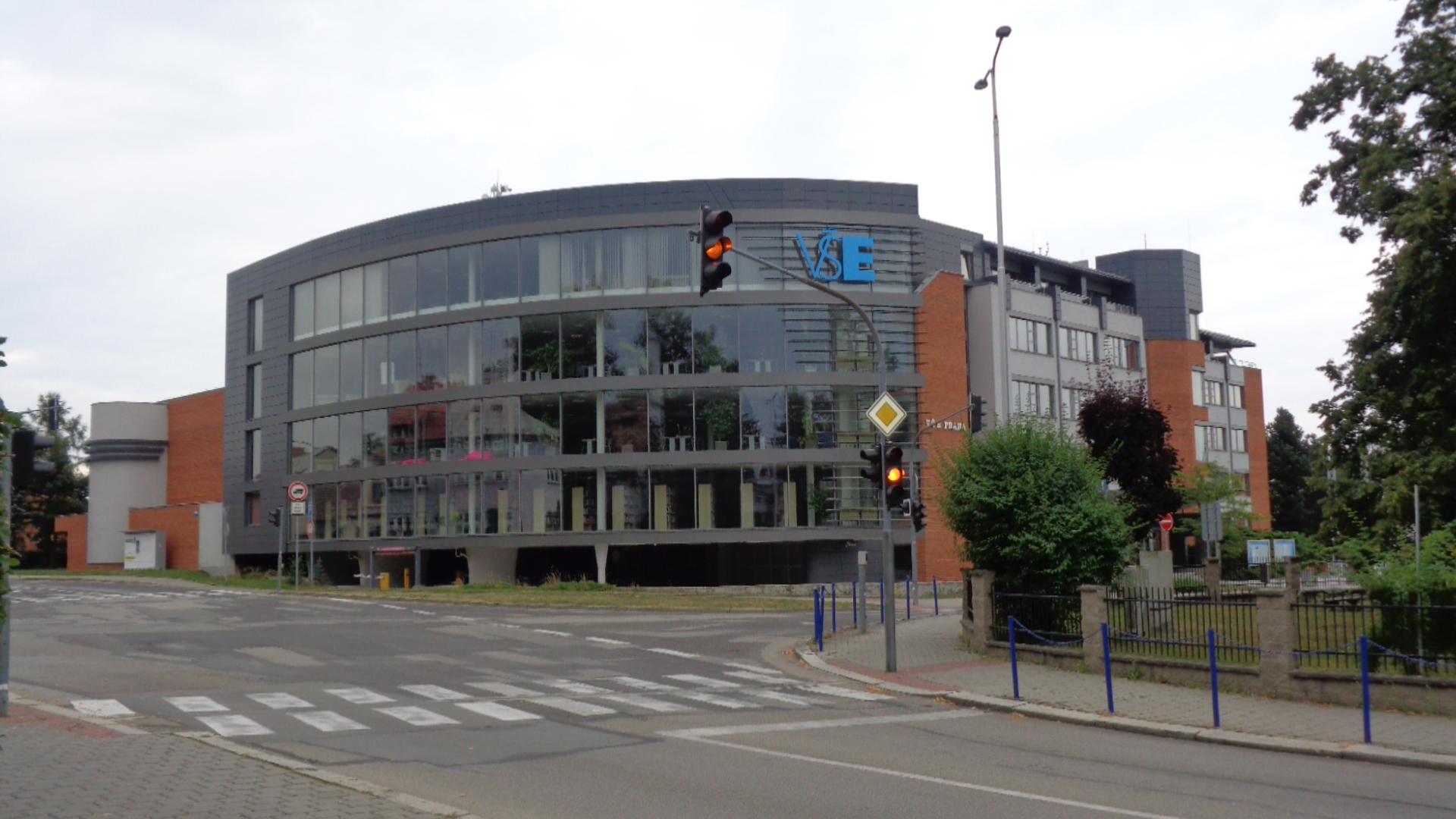 Fakulta managementu VŠE foto 4