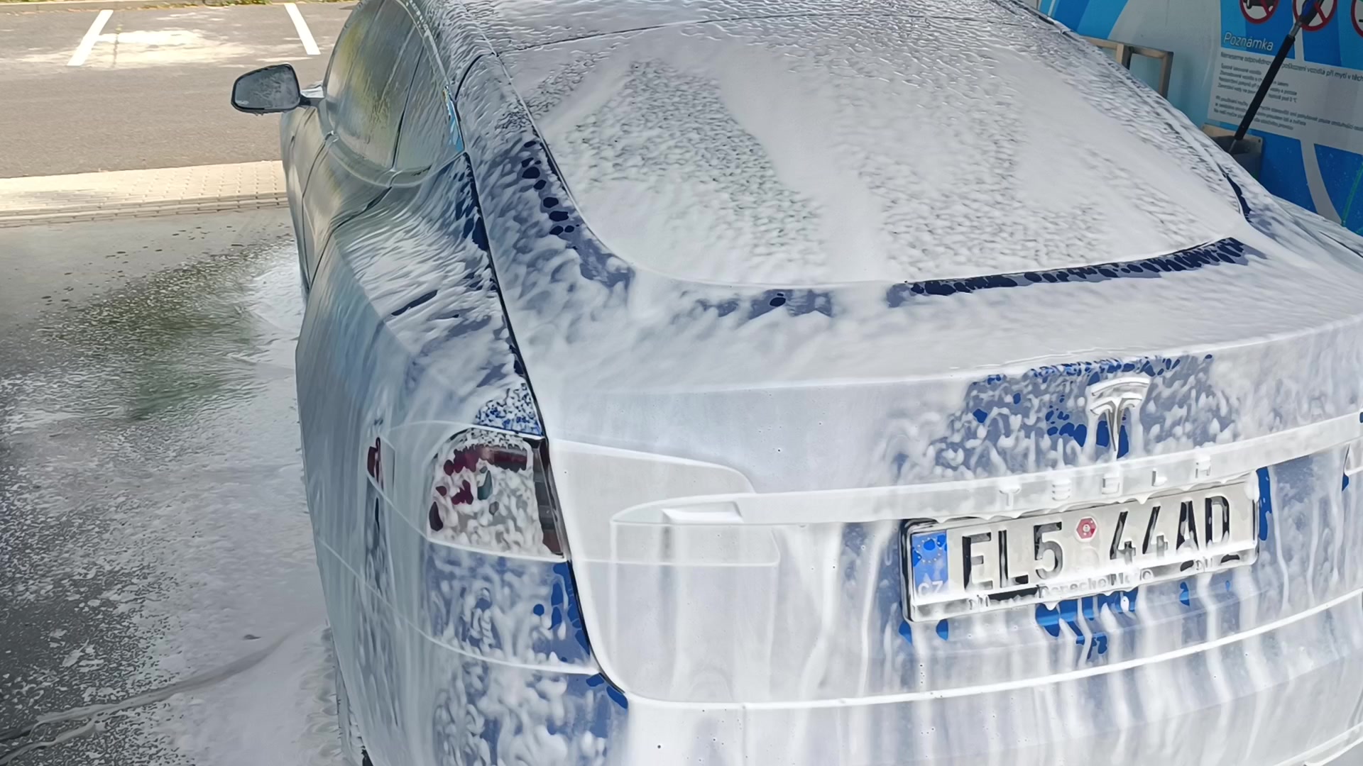AUTOMYČKA JMG s.r.o. foto 2 (náhled videa)