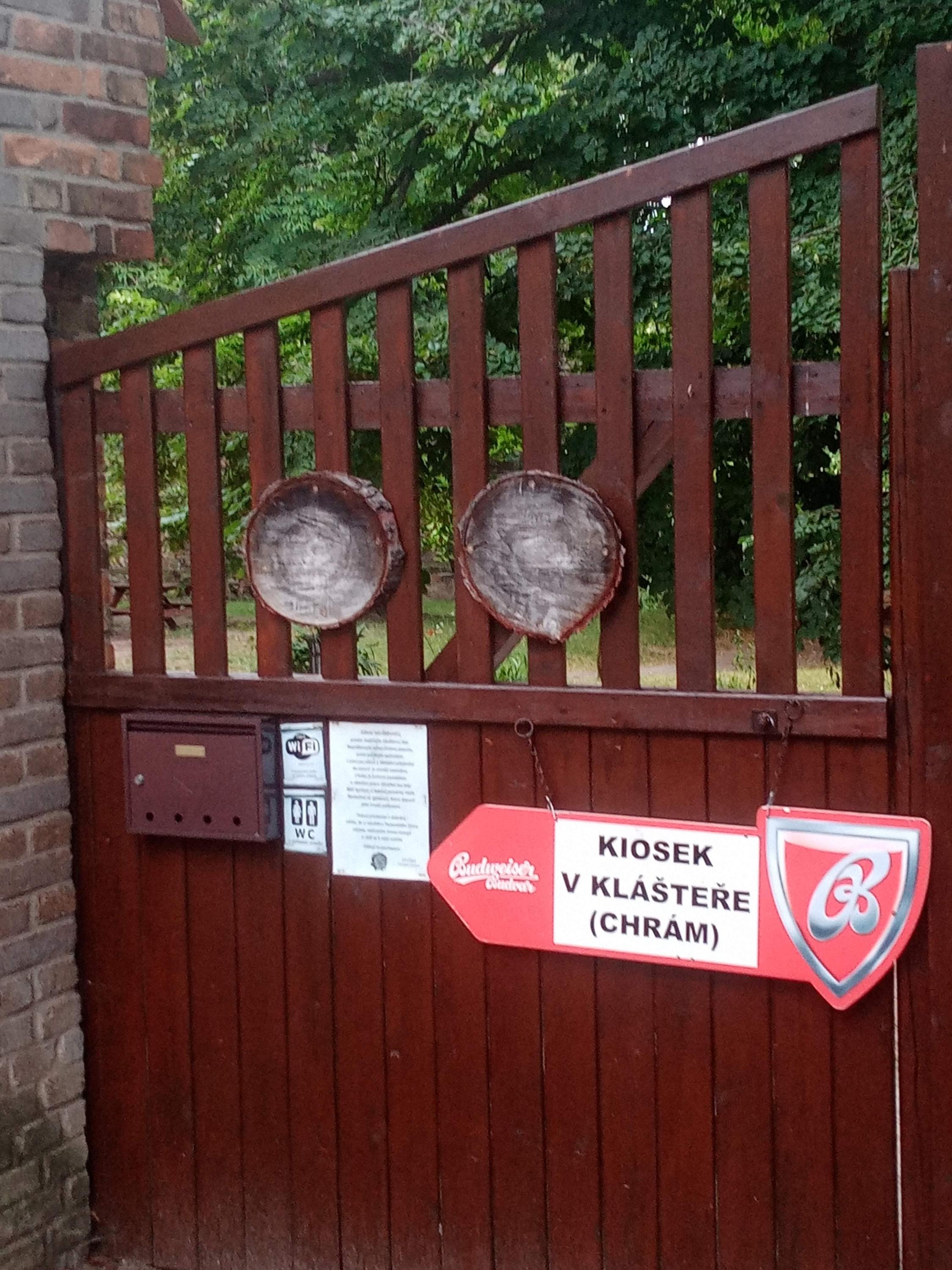 Kiosek v kláštěře foto 2