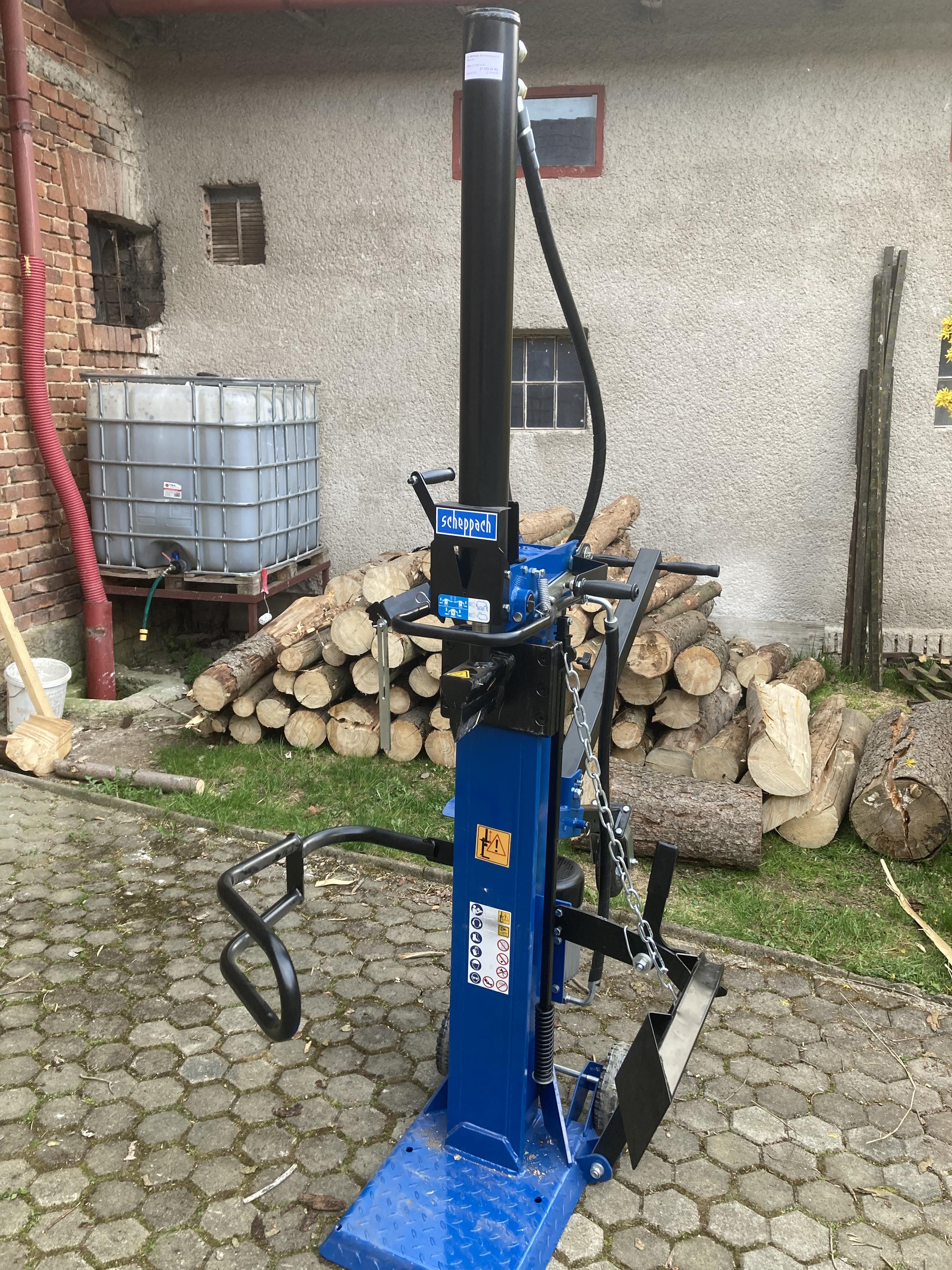 Palivové dřevo Jakub Smékal foto 2