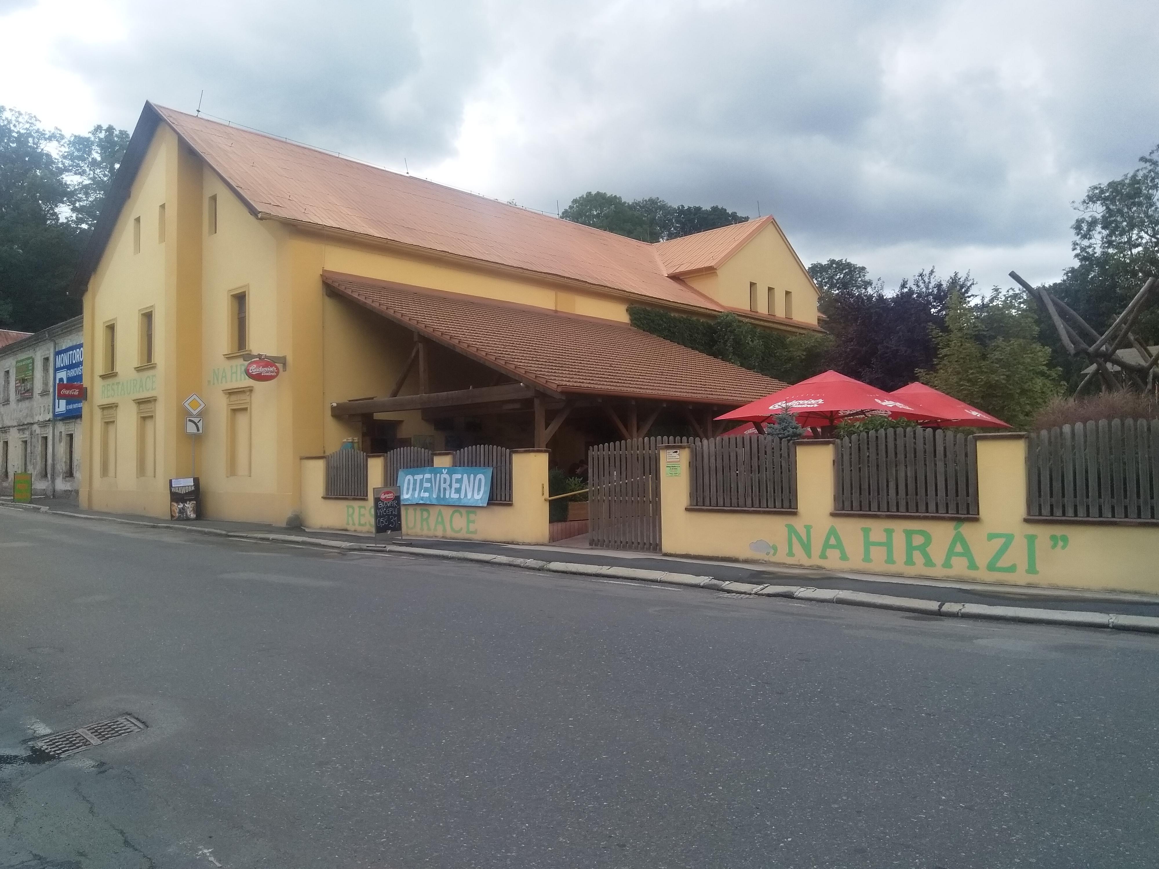 Restaurace Na Hrázi