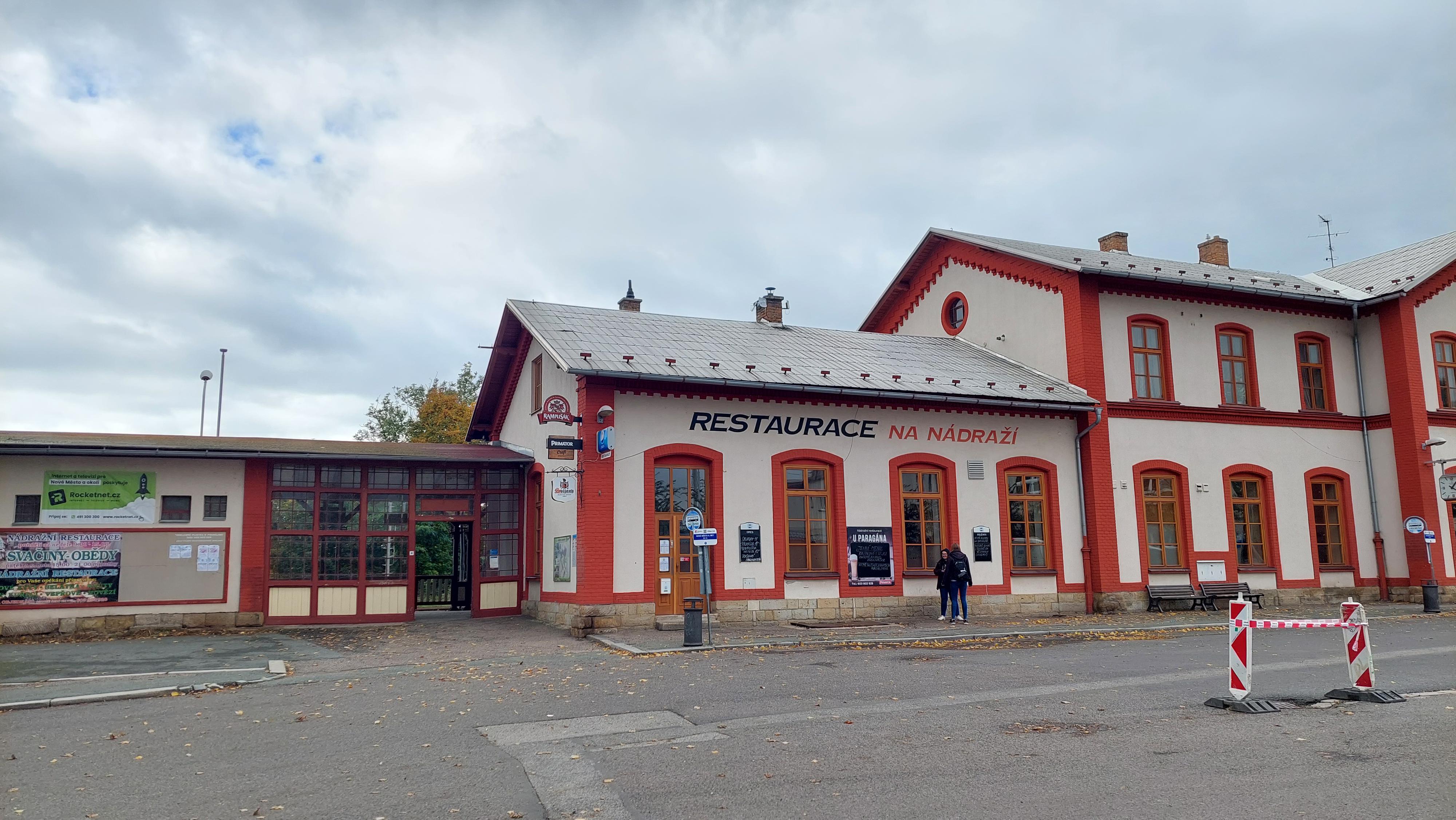 Nádražní restaurace U Paragána foto 6