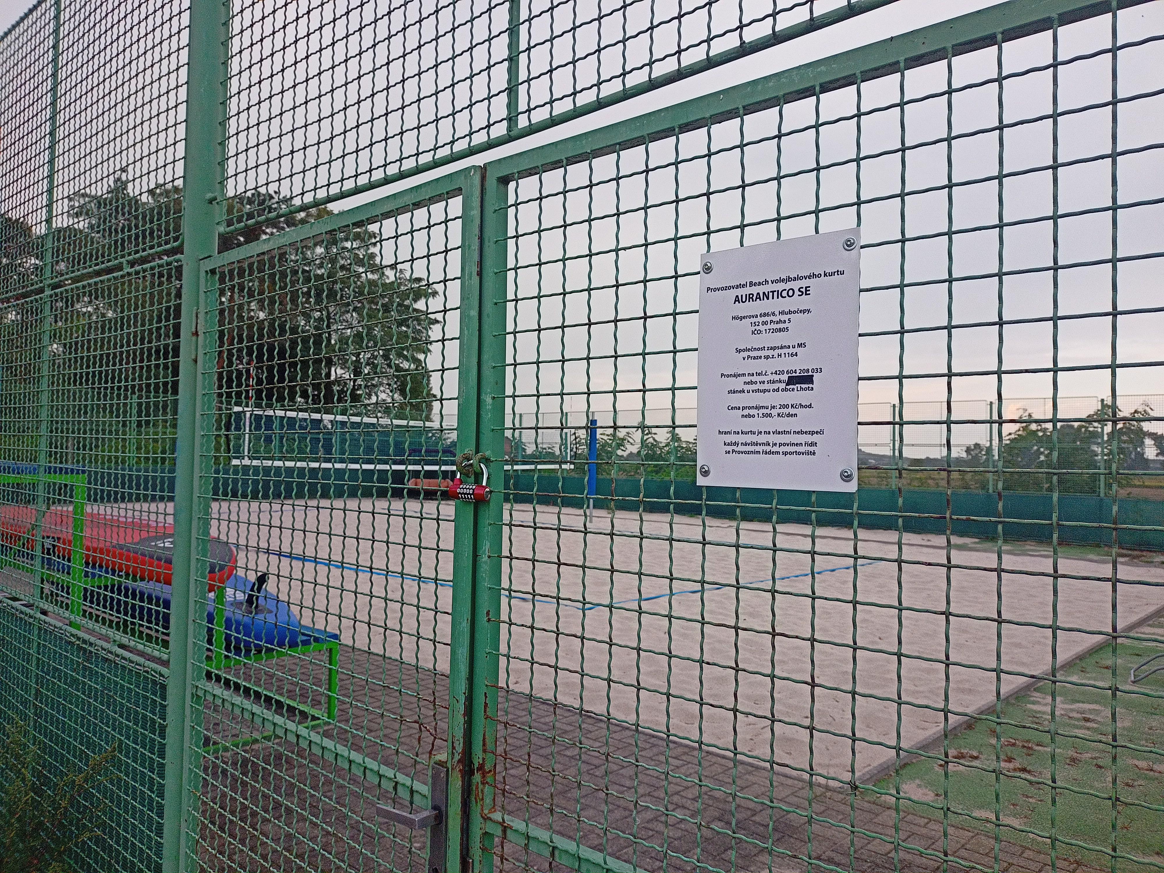 Hřiště Jezero Lhota