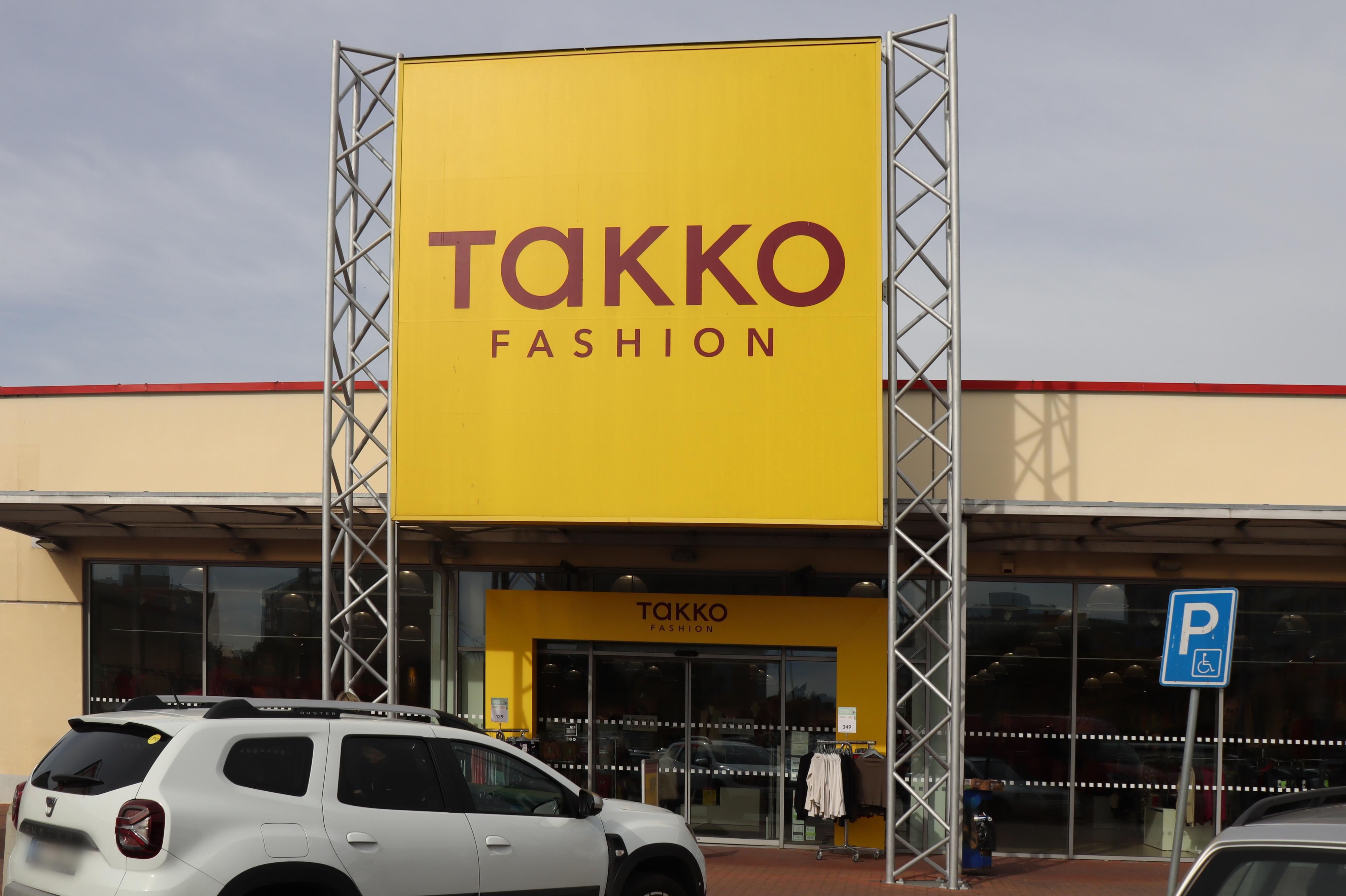 TAKKO FASHION foto 3