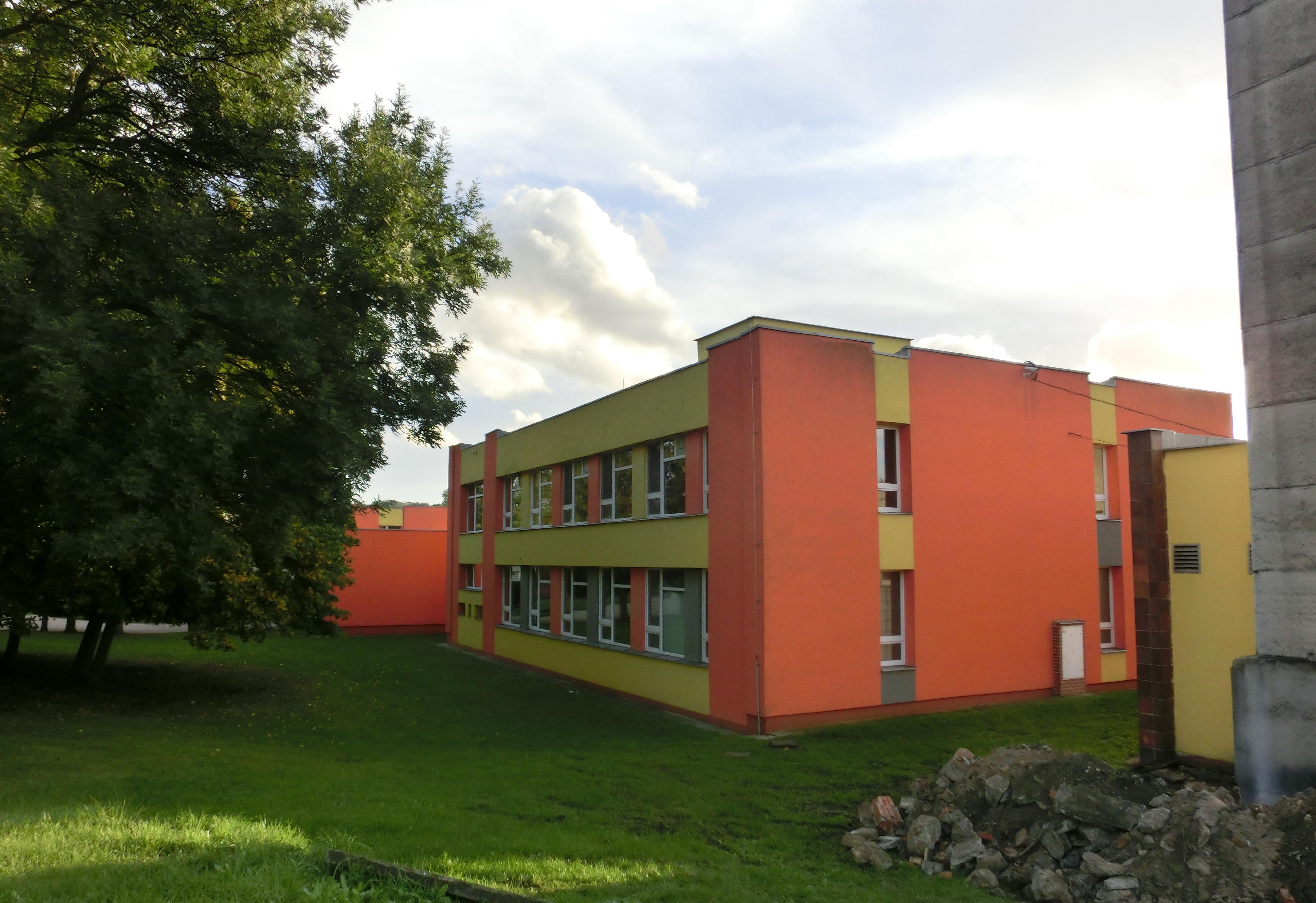 ZŠ Kravaře foto 2