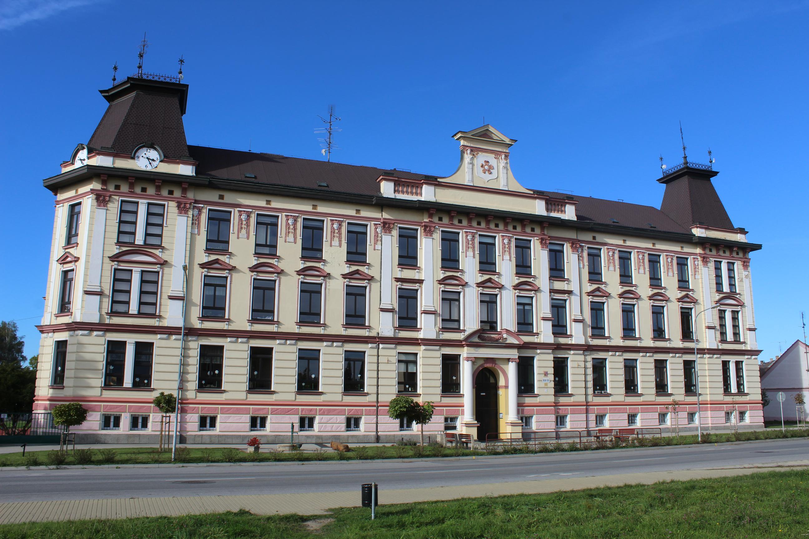 ZŠ Veselí nad Lužnicí, Čs. armády foto 6