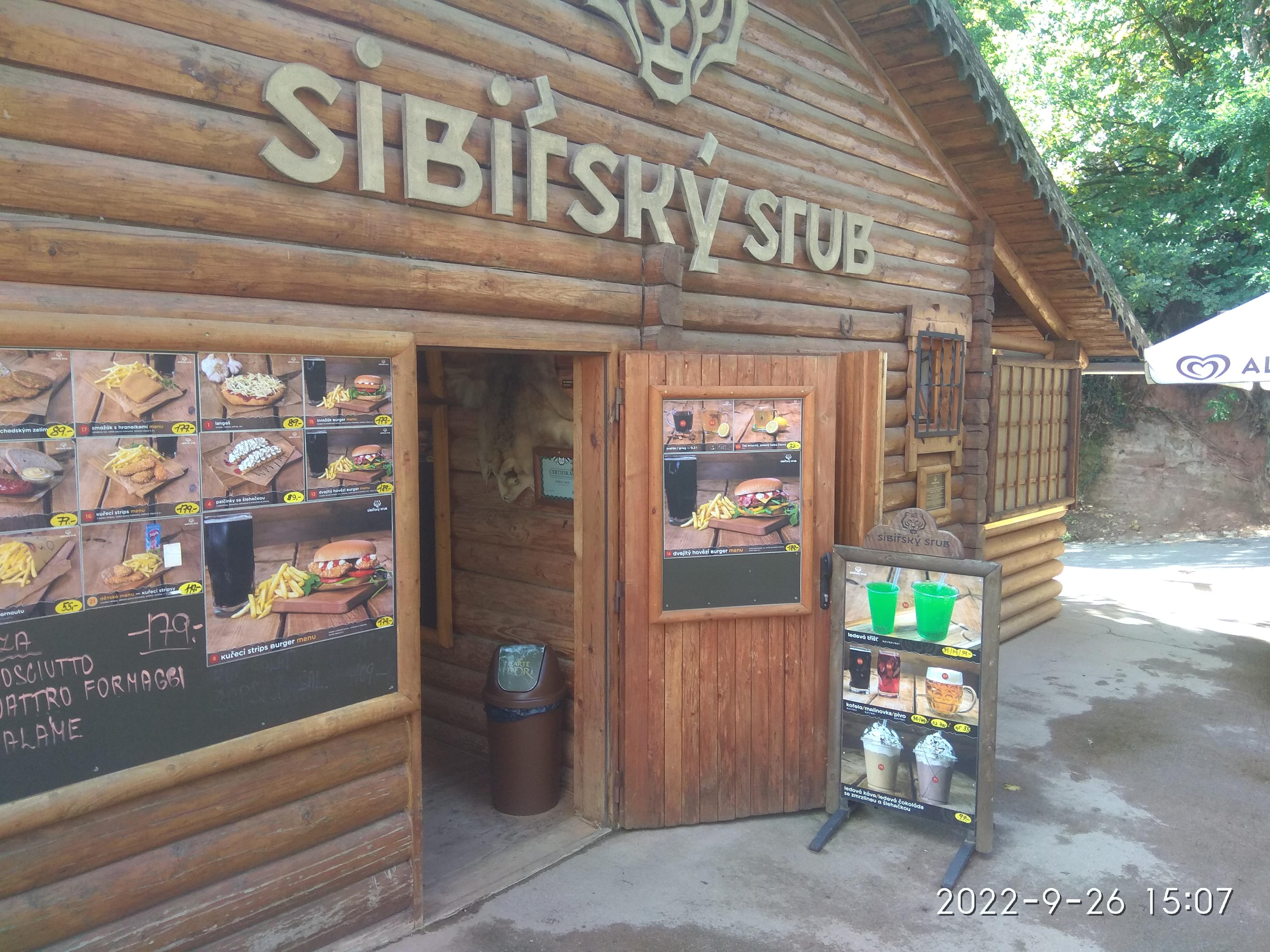 Občerstvení Sibiřský srub foto 2