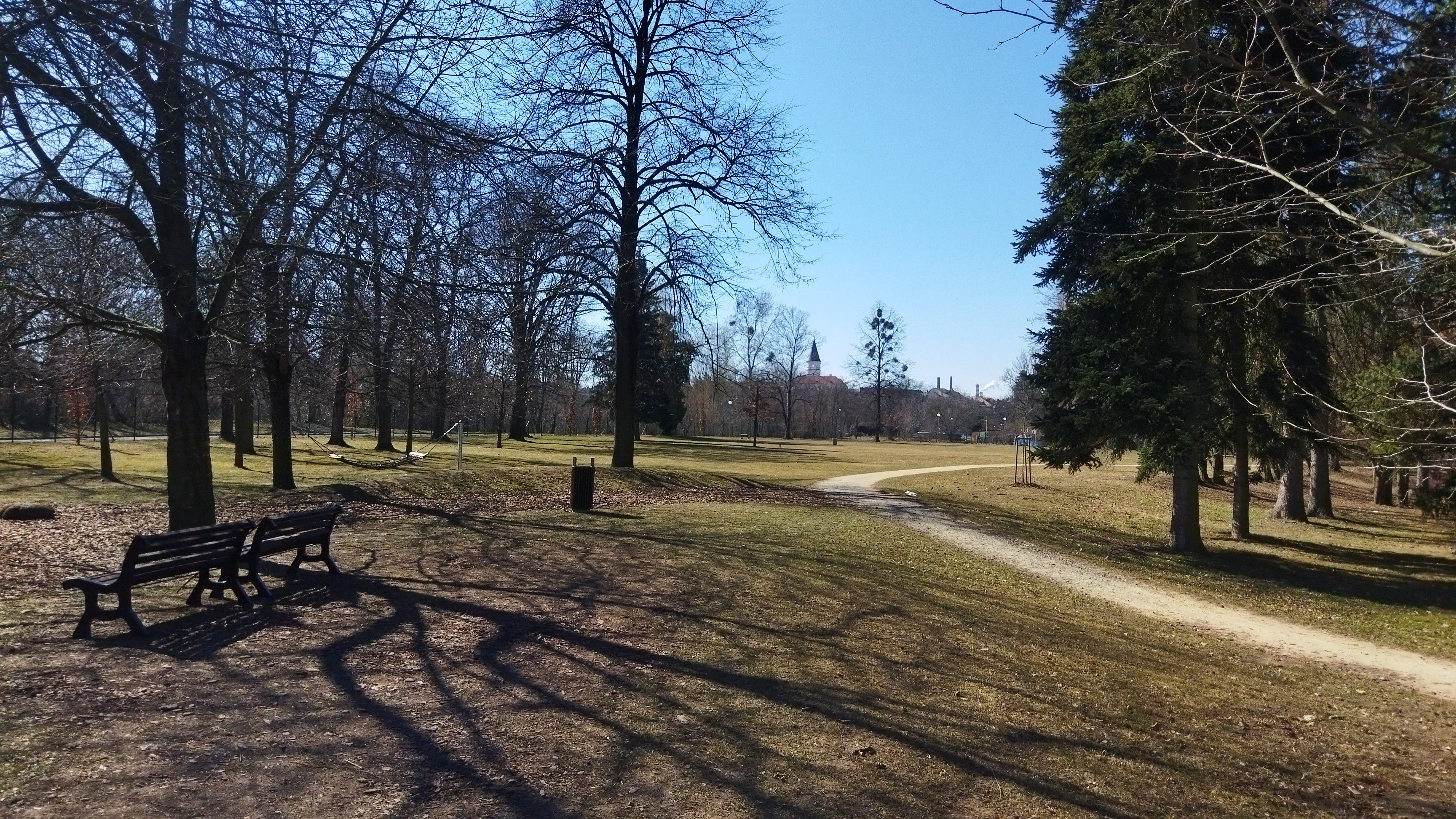 Skleníky městského parku Michalov foto 2