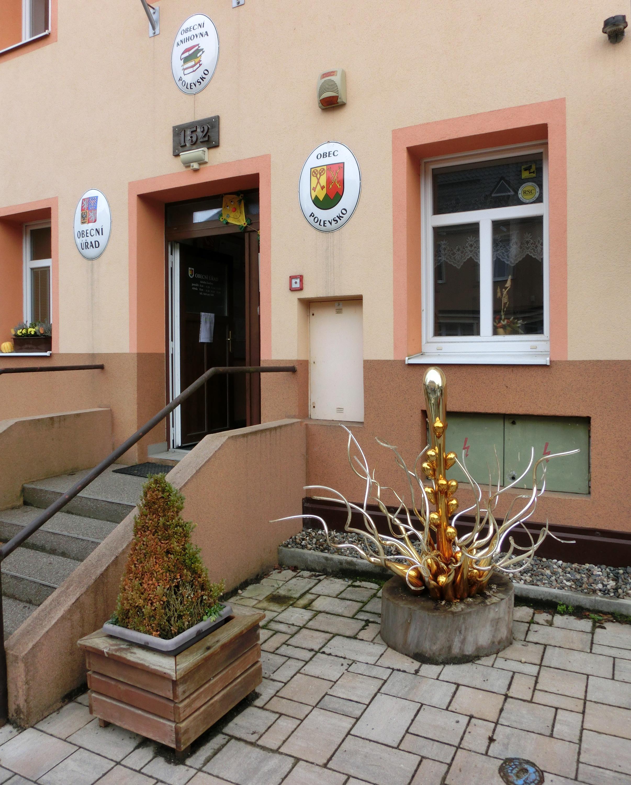 Polevsko - obecní úřad foto 5
