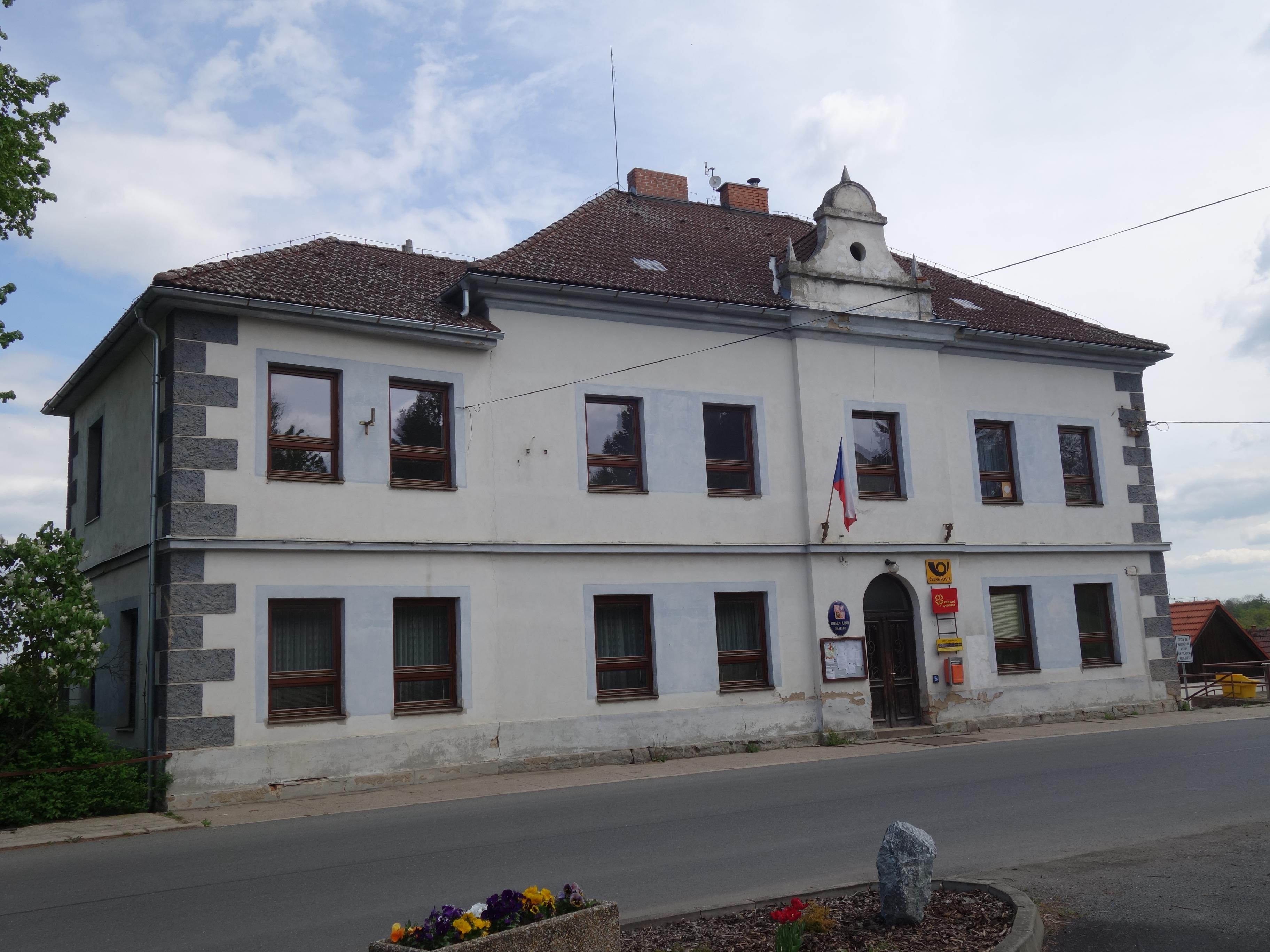 Skalsko - obecní úřad foto 3