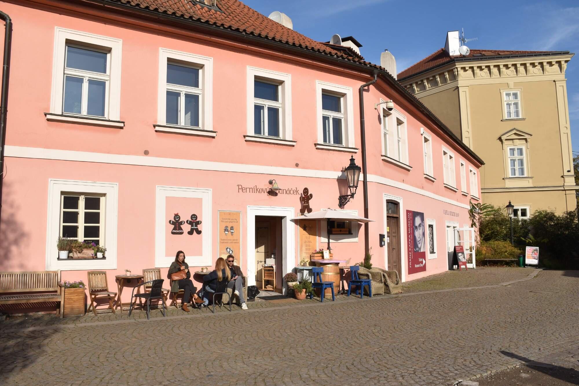 Perníkový panáček, s.r.o.