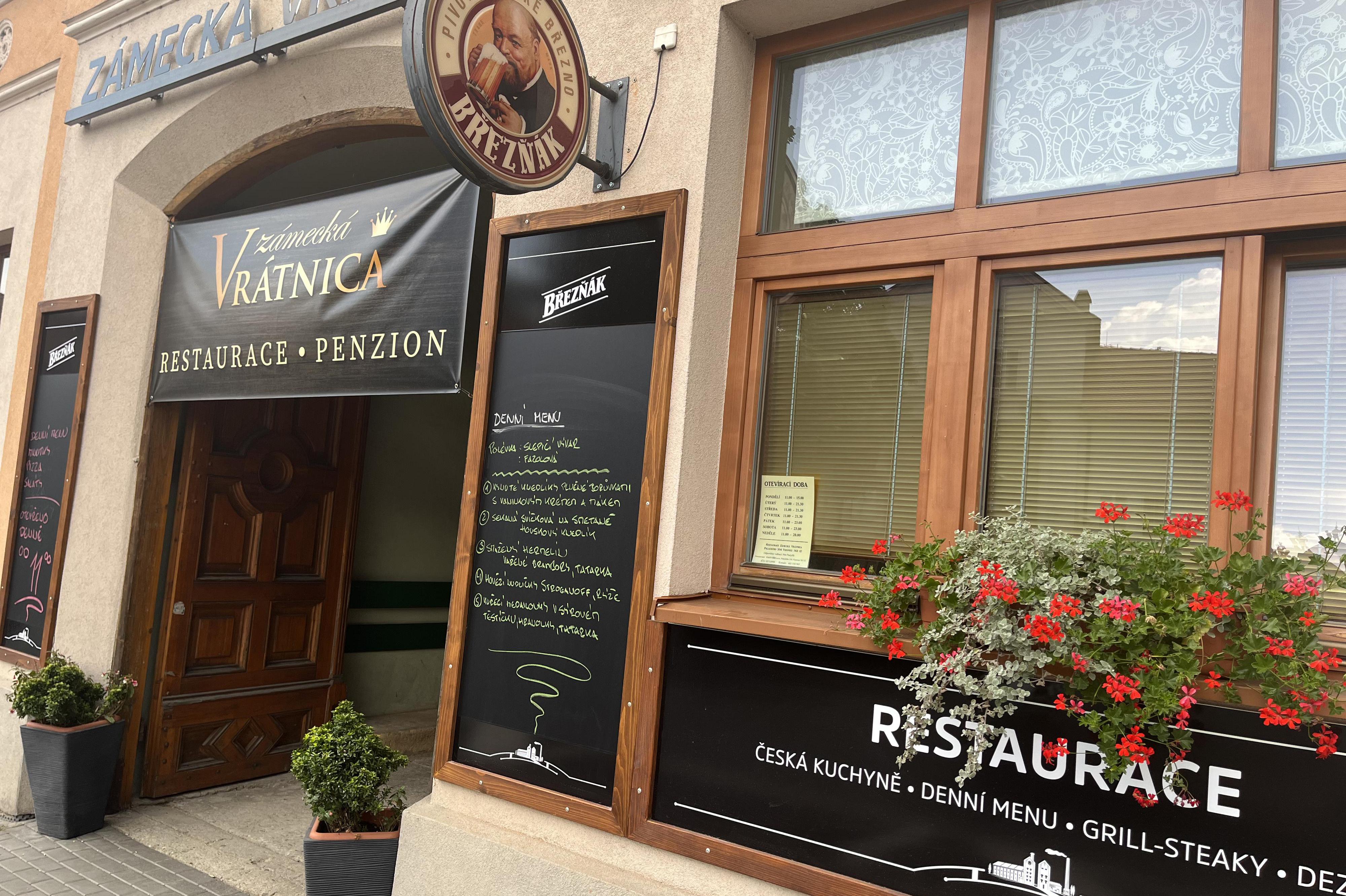 Zámecká Vrátnica - restaurace