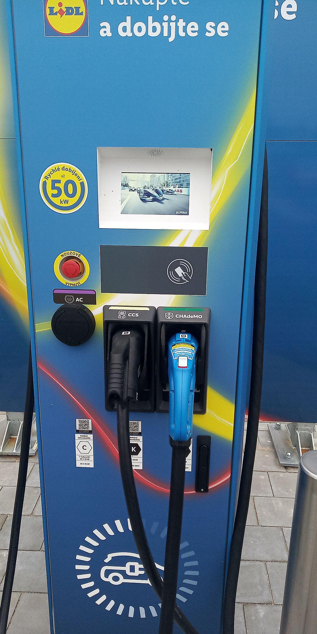 Nabíjecí stanice Lidl foto 2