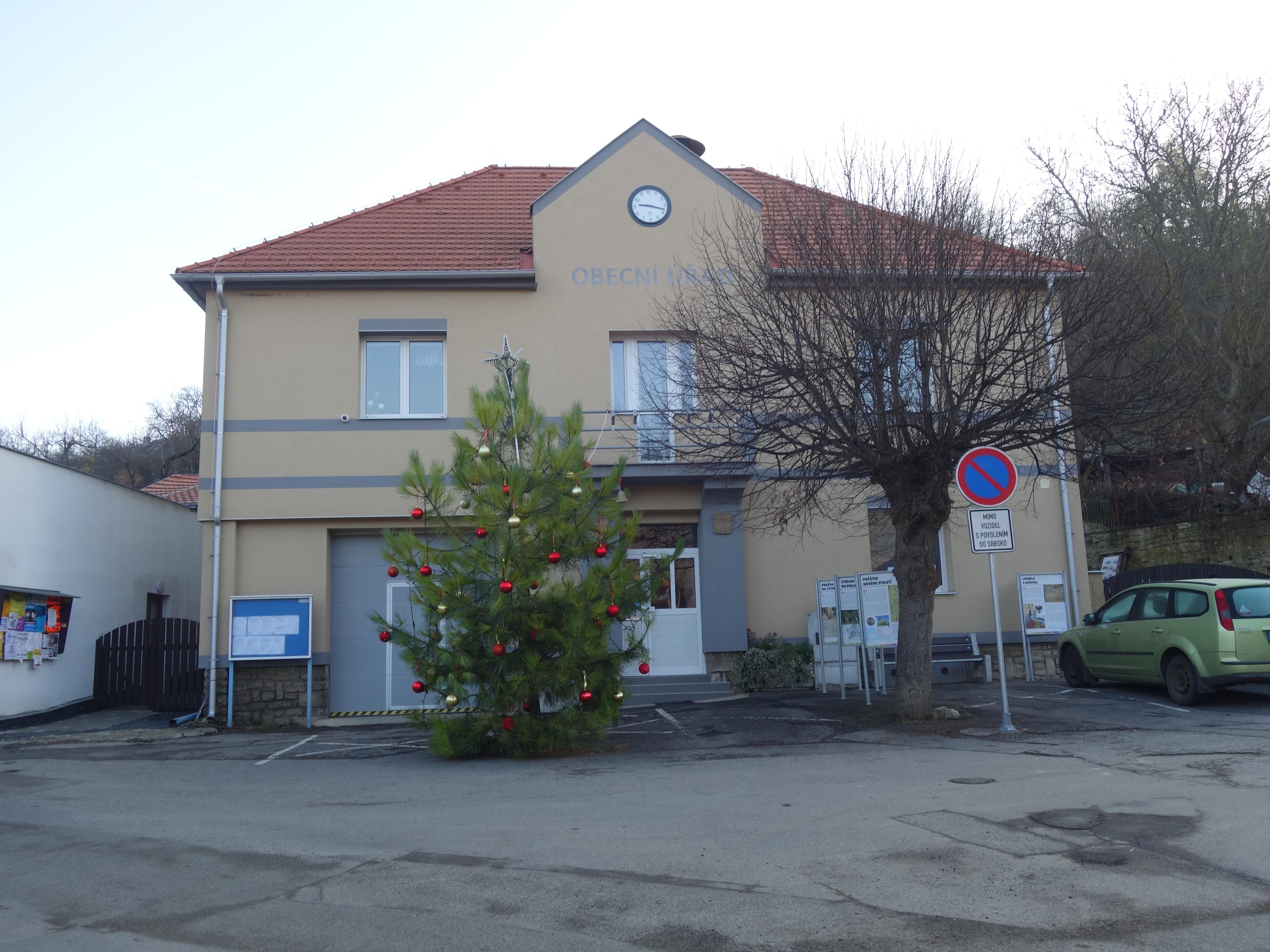 Srbsko - obecní úřad foto 3