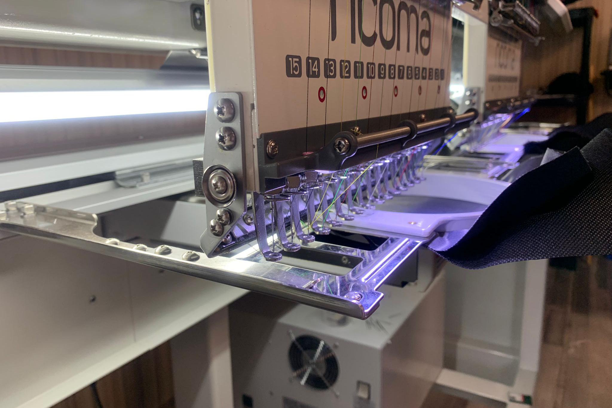 Zakázkové vyšívání Jahoda