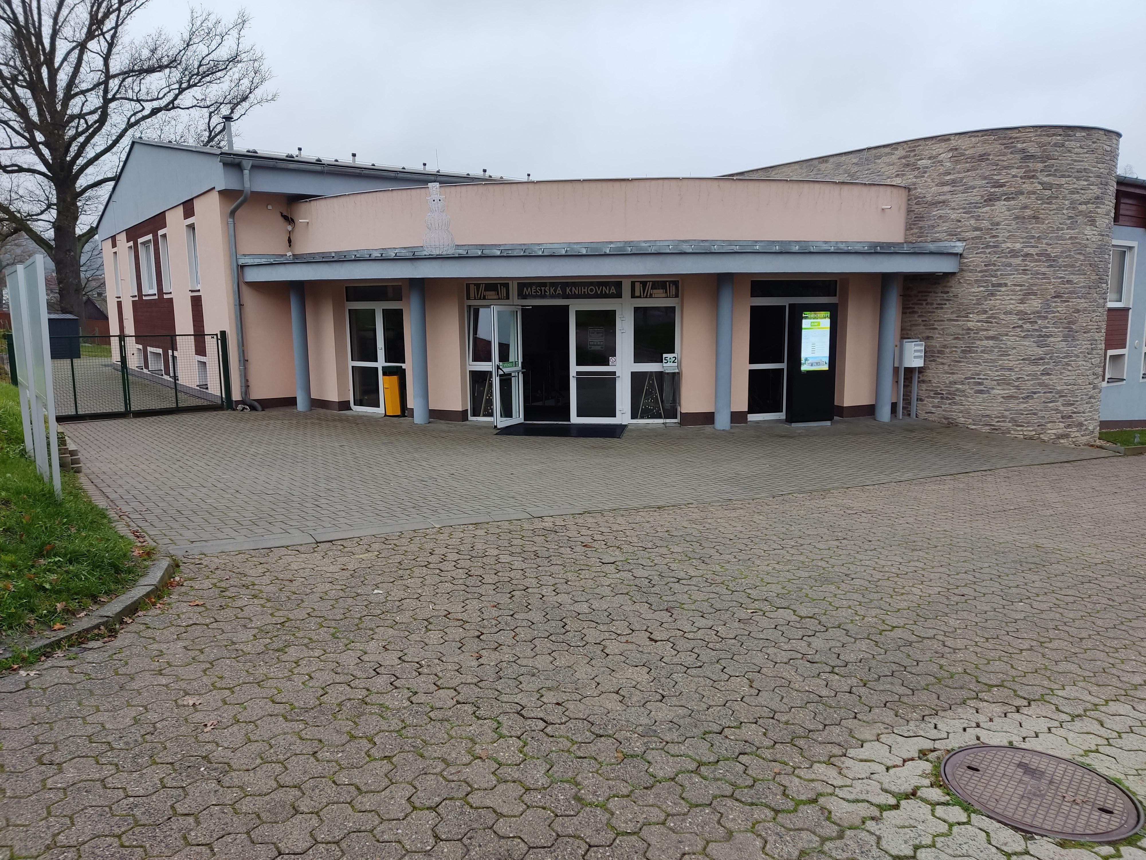 Městská knihovna Březová