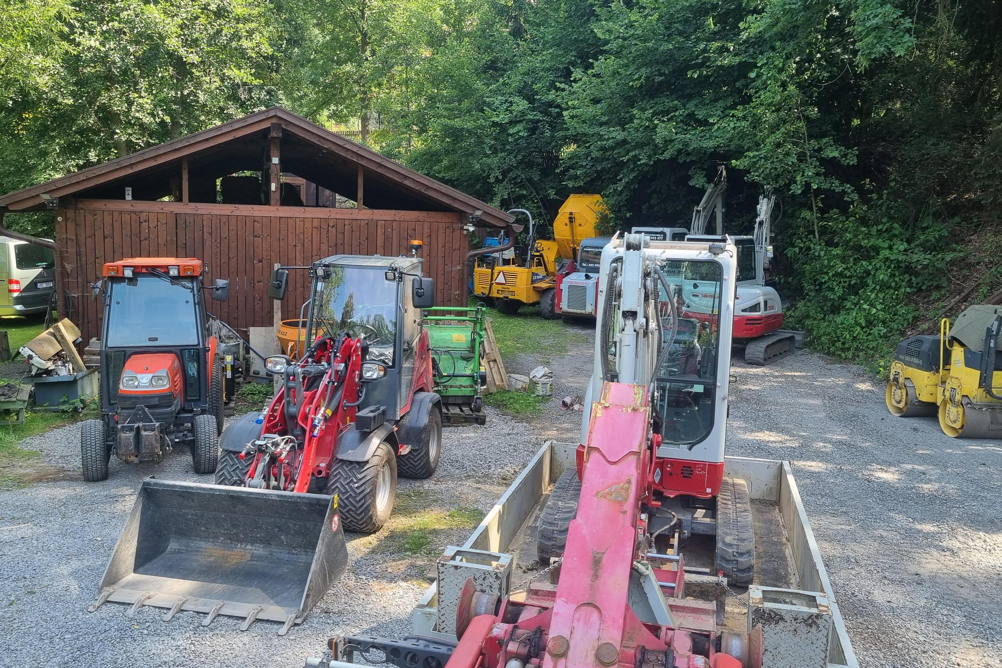 Zemní práce minibagry Urbánek