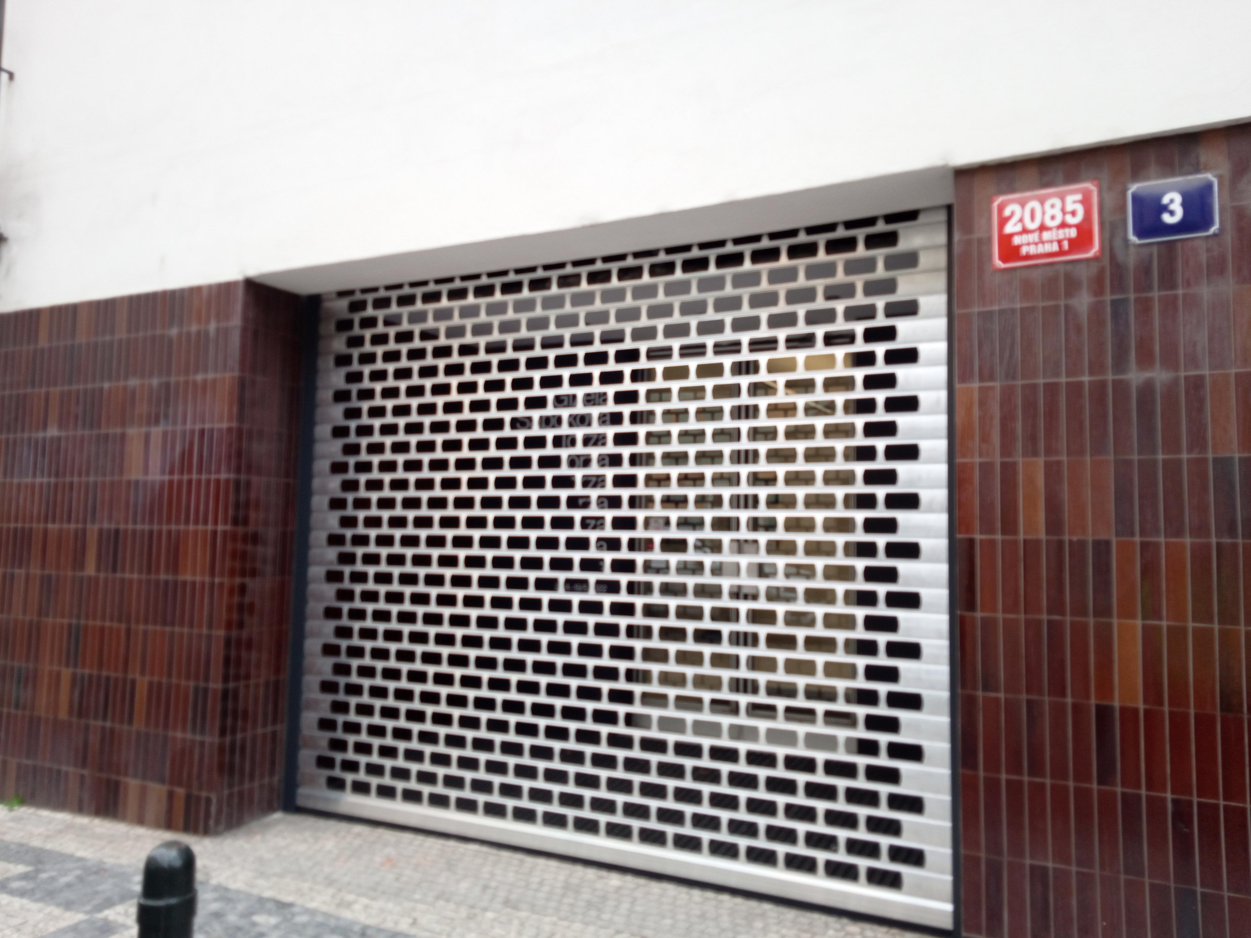 Petr Podzimek - vrata - brány - stínění foto 3