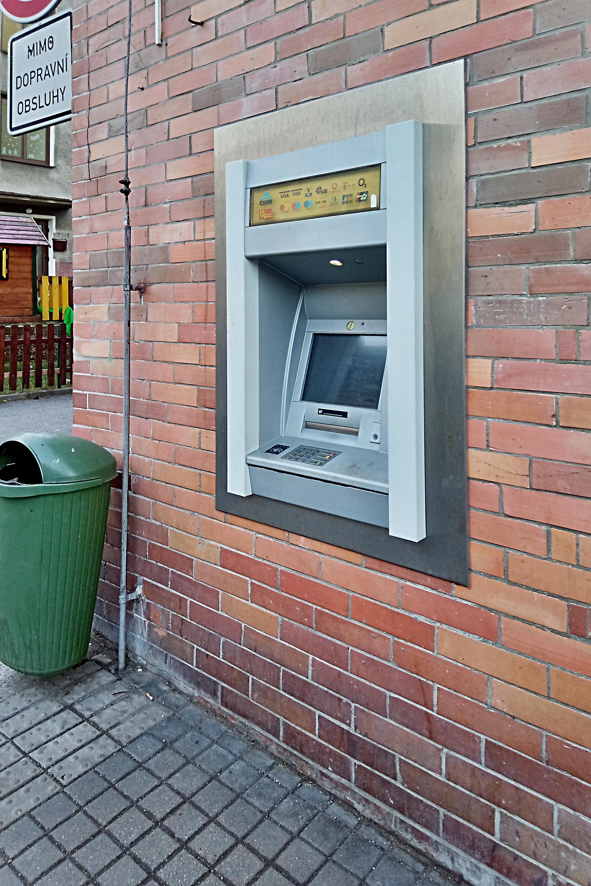 Bankomat ČSOB foto 1