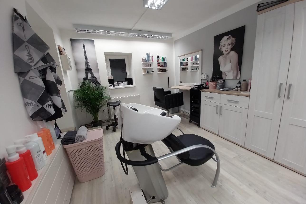 Kadeřnictví Hair Fashion foto 1