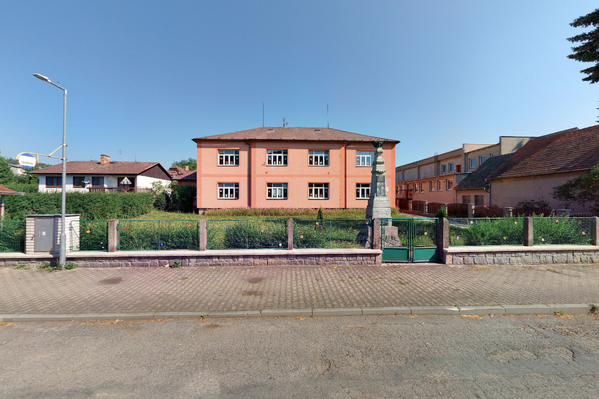 Základní škola a Mateřská škola Lnáře