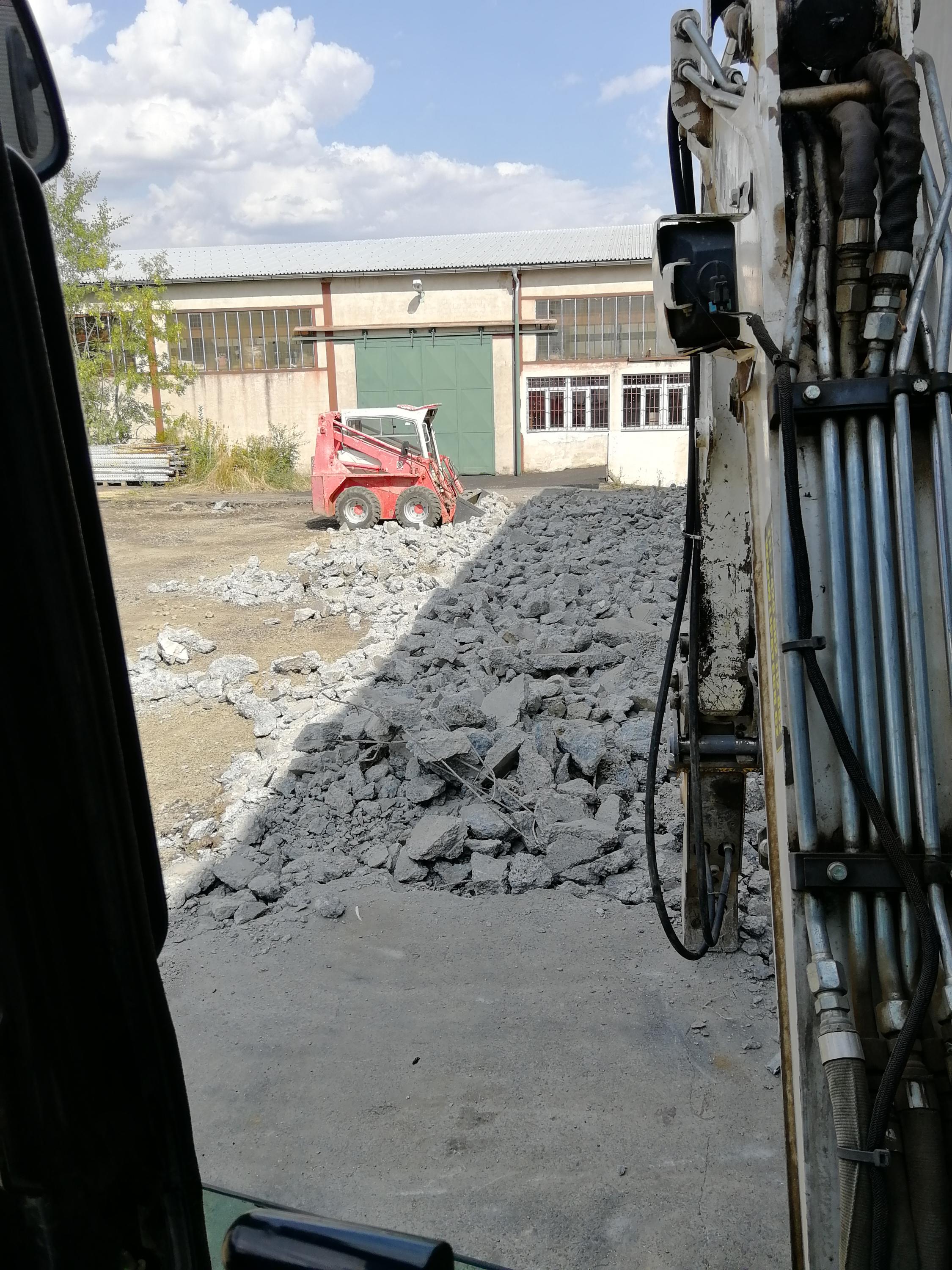 ZEMNÍ PRÁCE - Jaroslav Vosmík foto 2