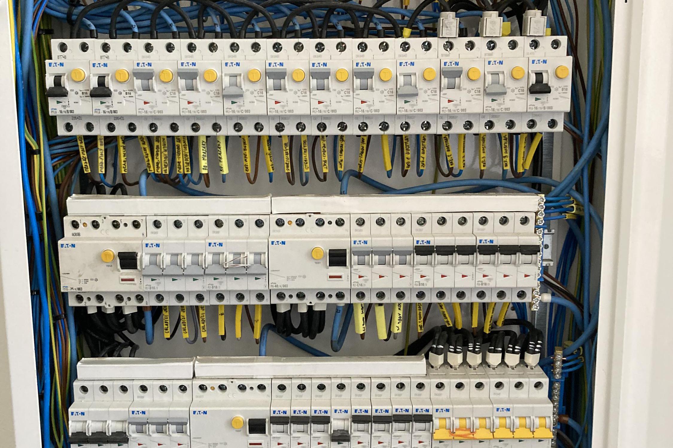 Elektromontáže Kopecký