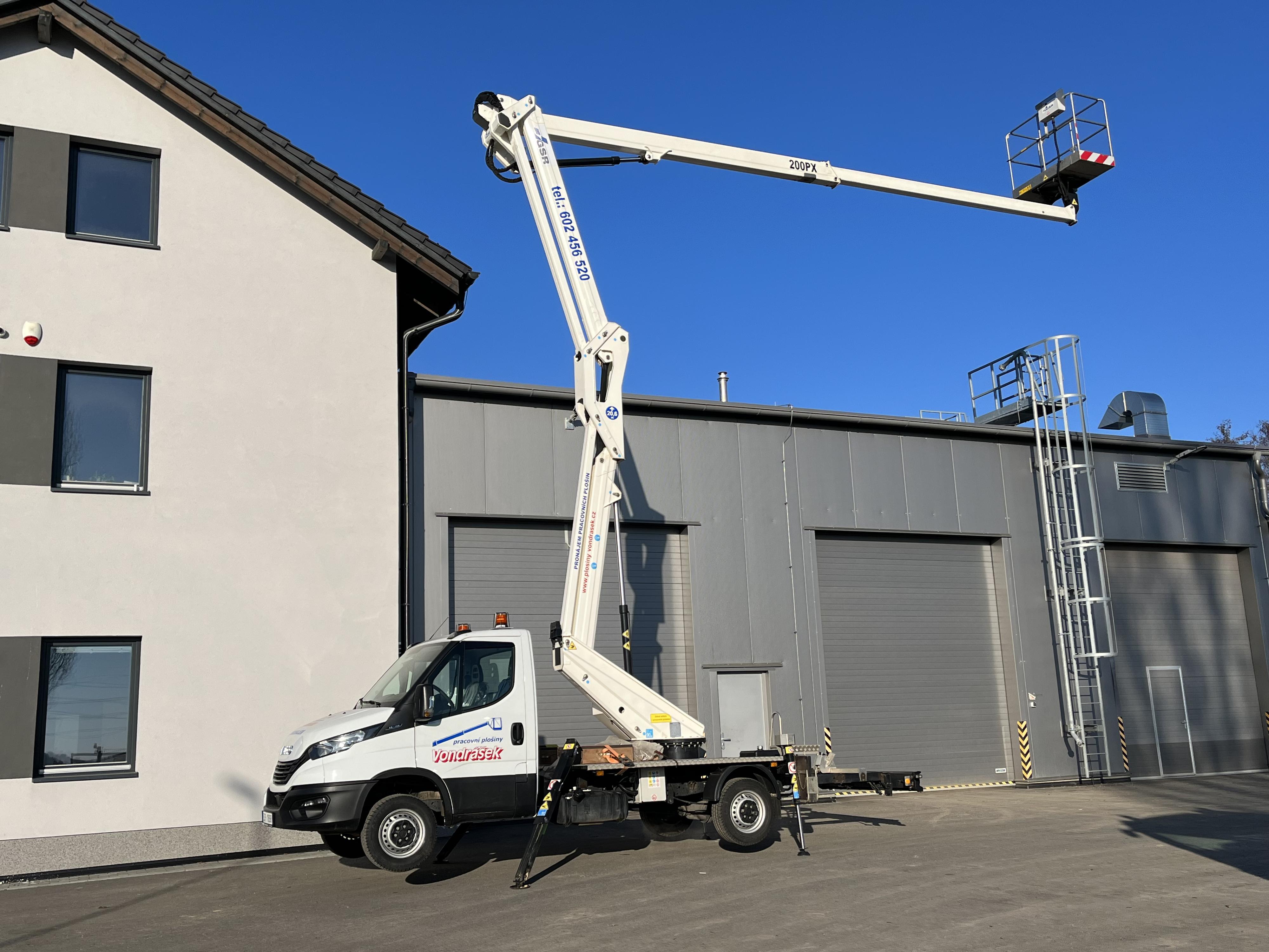 VONDRÁŠEK pracovní plošiny s.r.o. foto 6