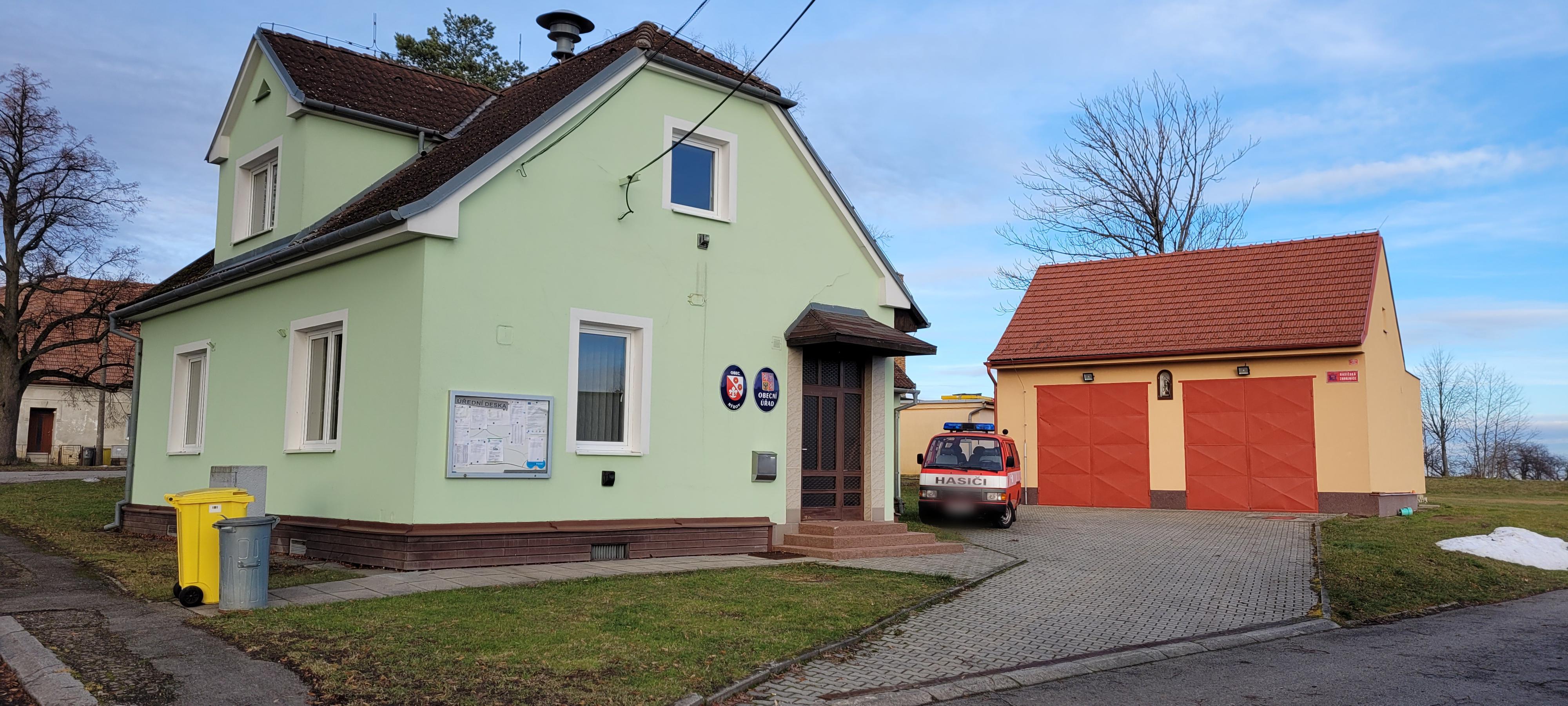 Nýrov - obecní úřad