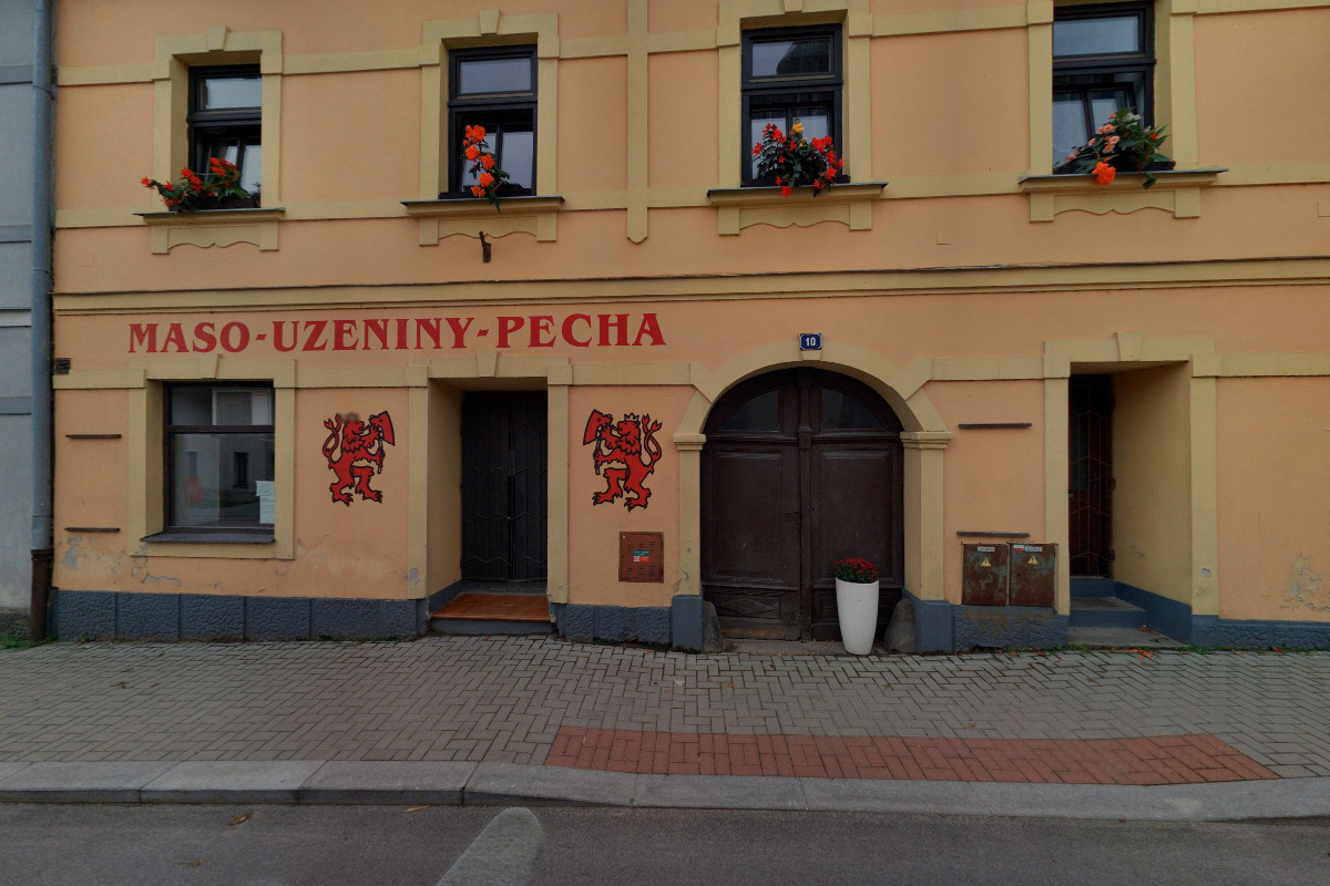 MASO - UZENINY - PECHA
