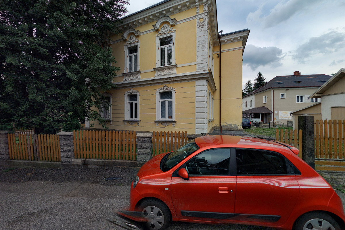 realitysluknov.cz - CUSTODIA, veř. obch. spol., realitní kancelář foto 3