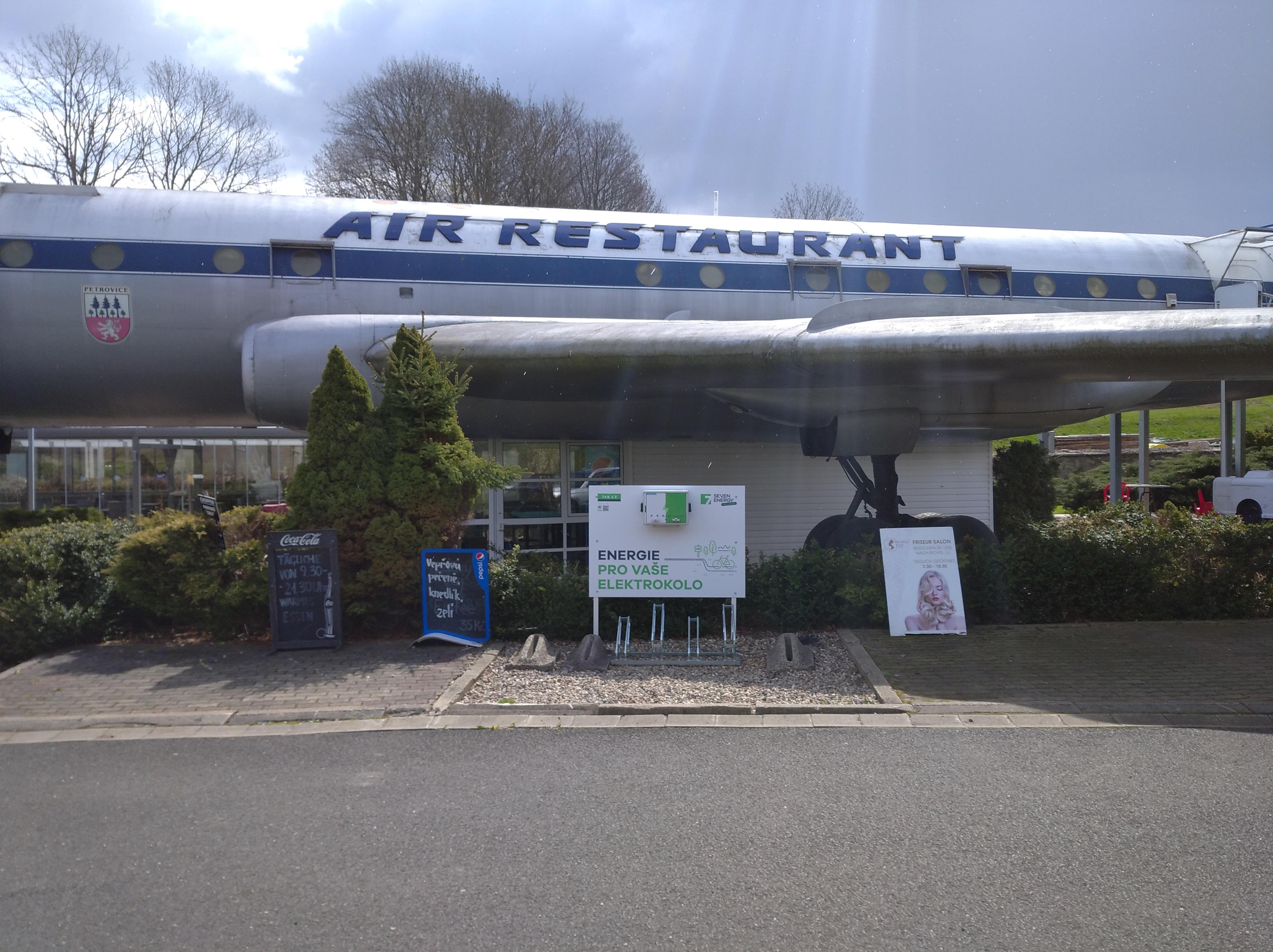 Nabíjecí stanice Air Restaurant Petrovice foto 4