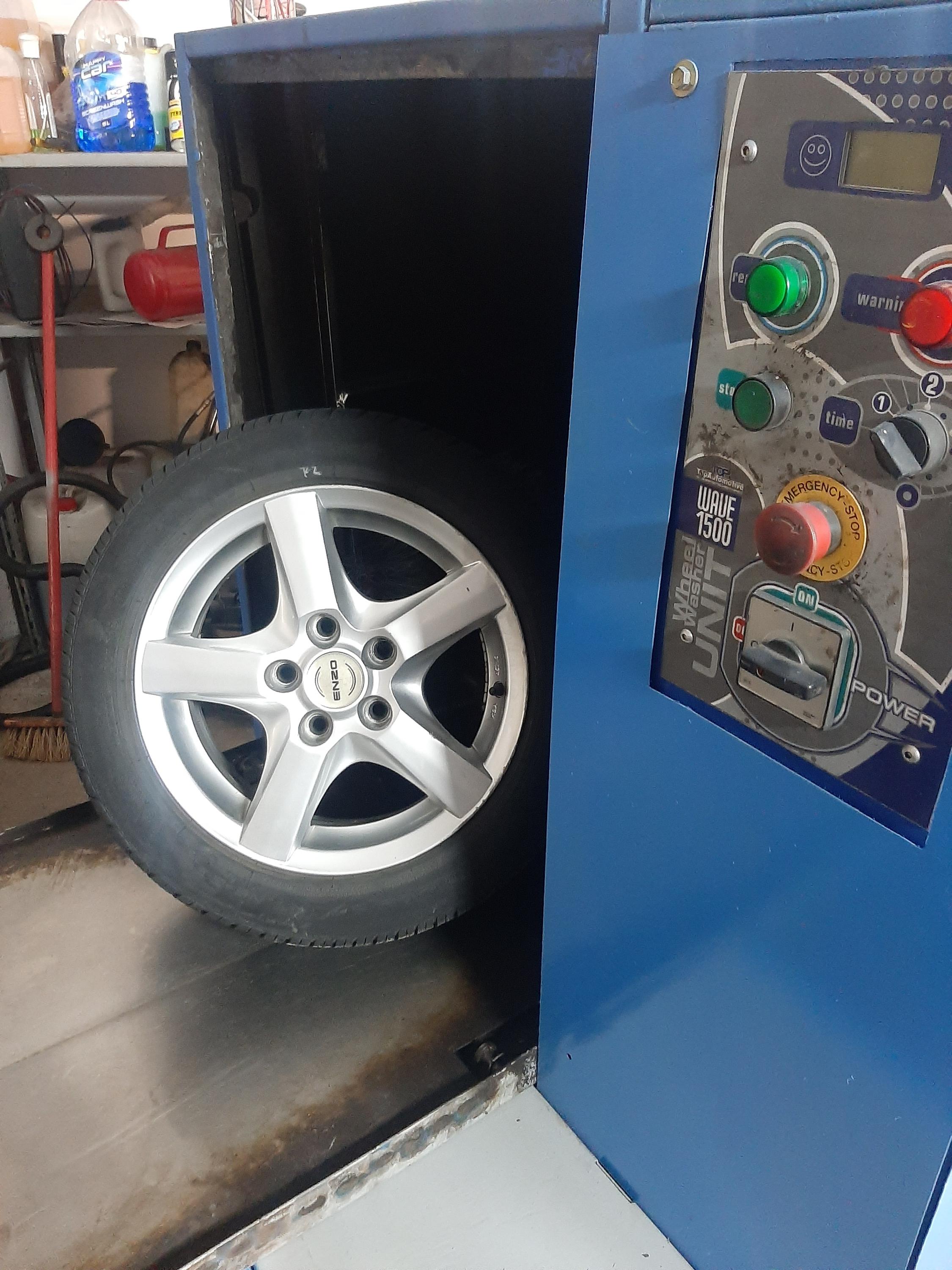 Pneuservis u Popků foto 3