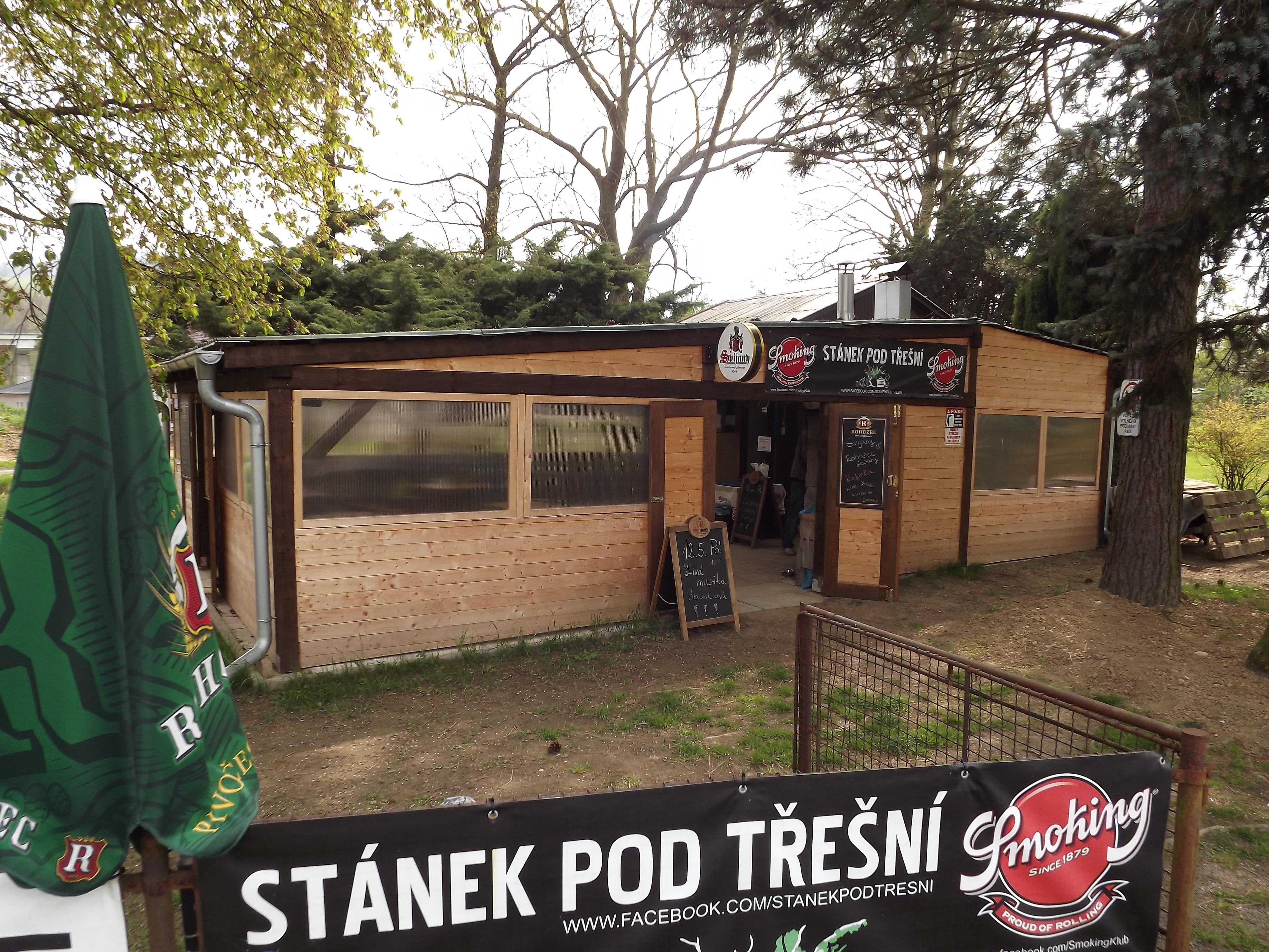 Stánek pod třešní - Jan Kováč foto 5