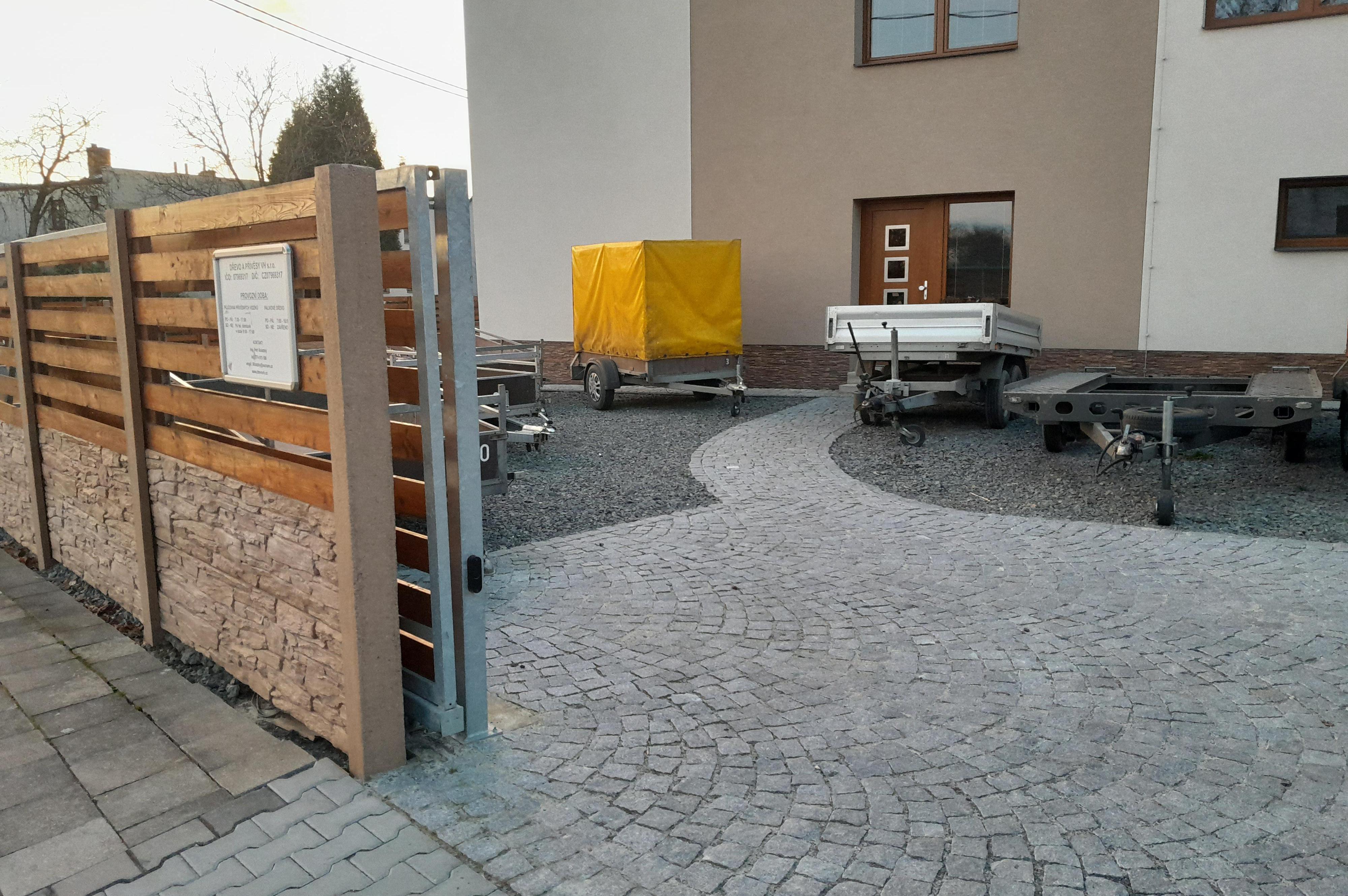 Půjčovna přívěsů Ing. Petr Bolatzký