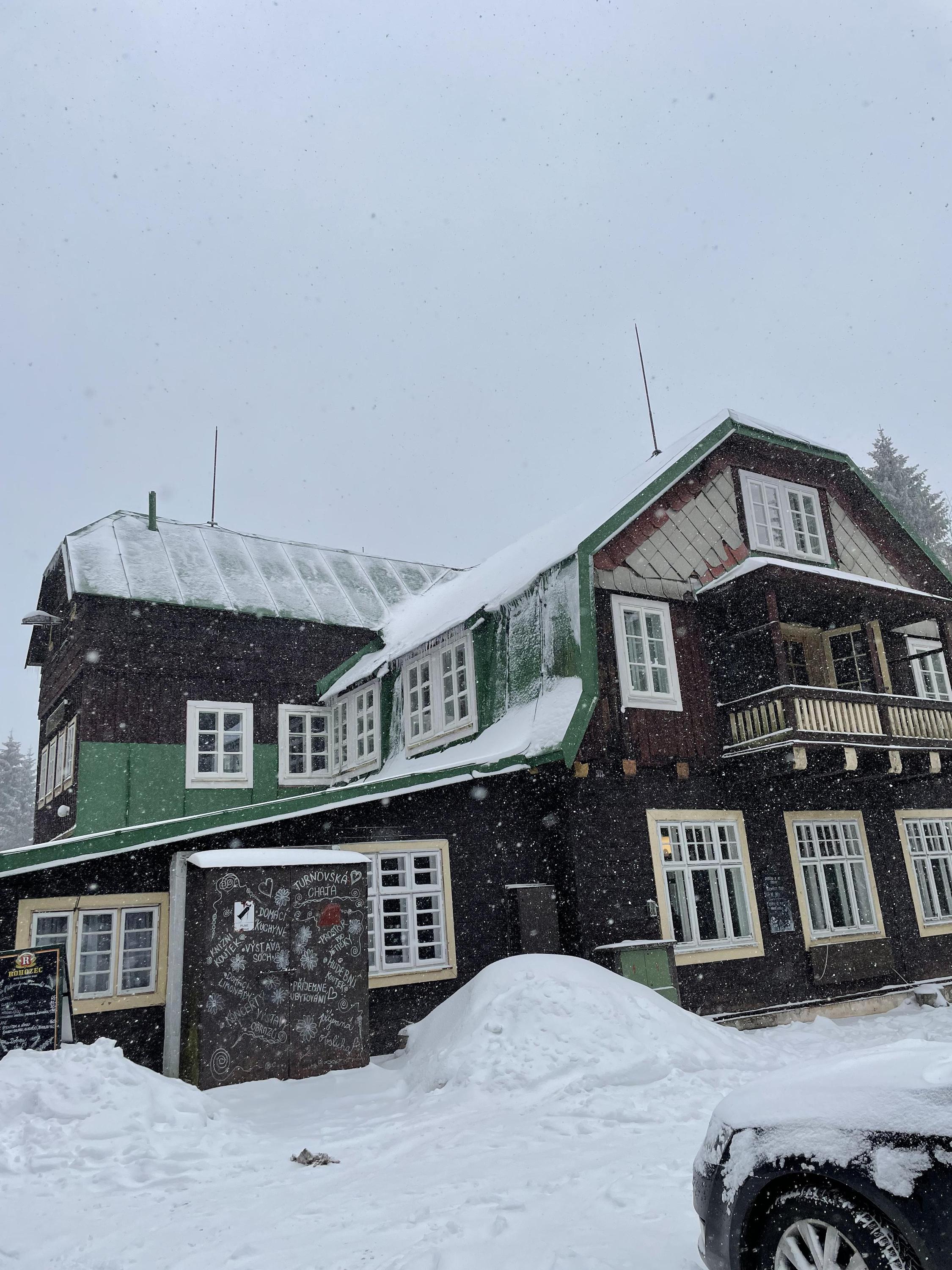 Turnovská chata - restaurace foto 3